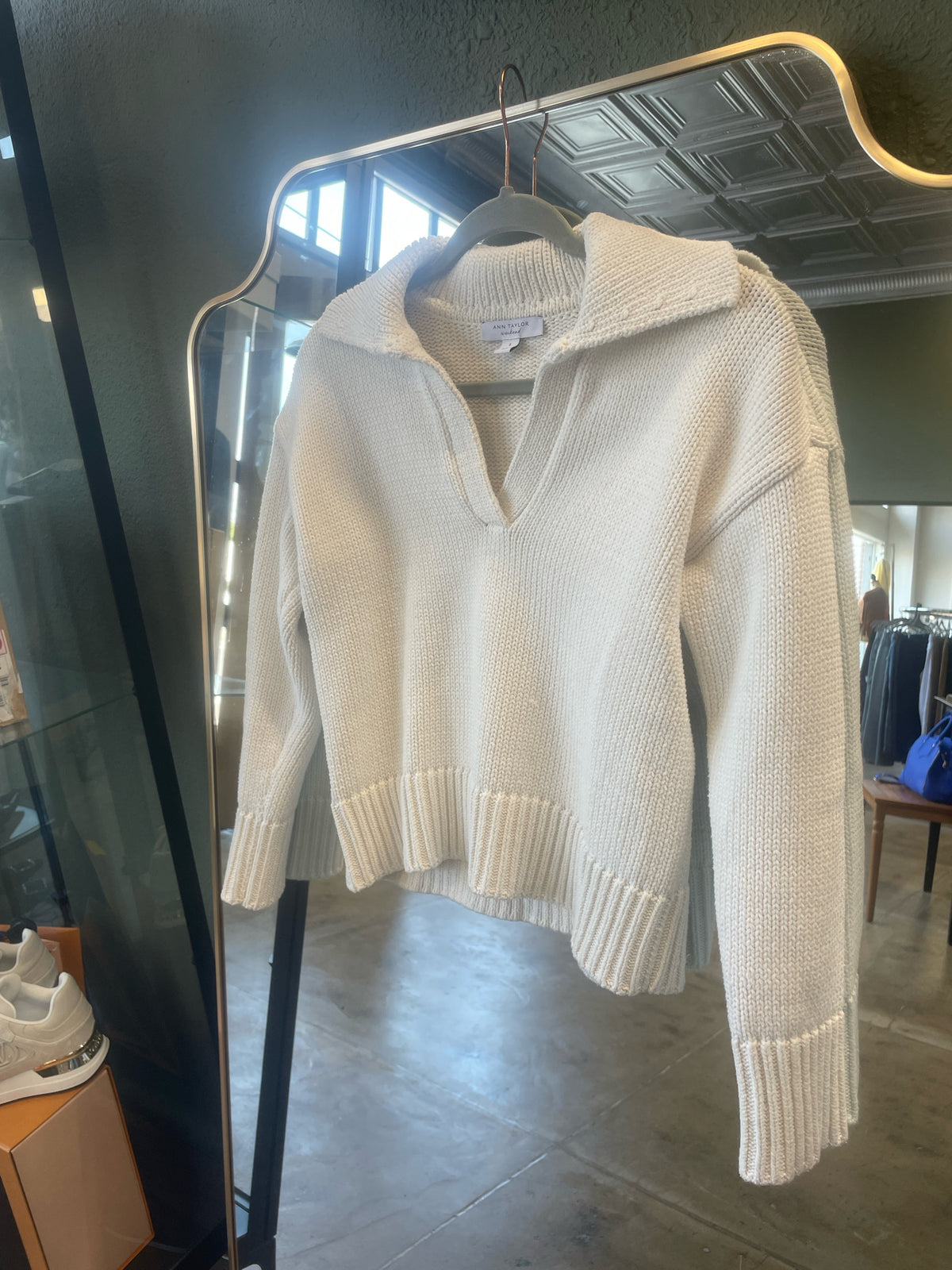 ANN TAYLOR Size S White Sweater