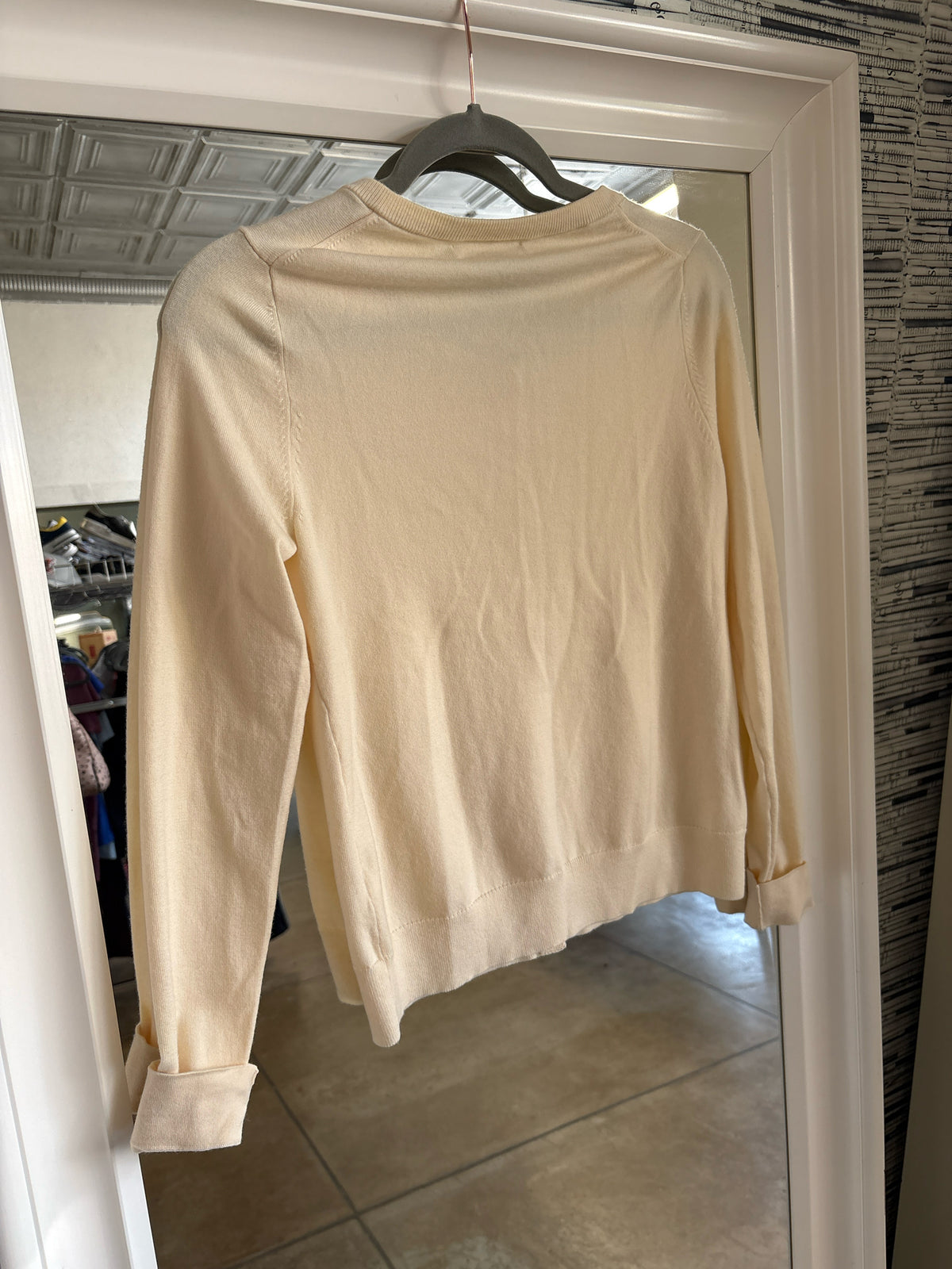 Banana Republic Size S Cream Sweater