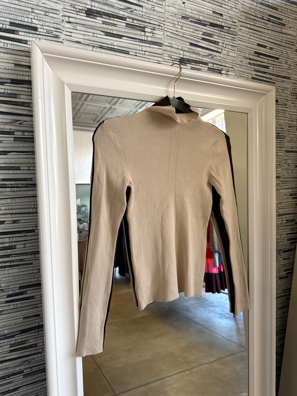 Commense Size M Brown/Tan Top