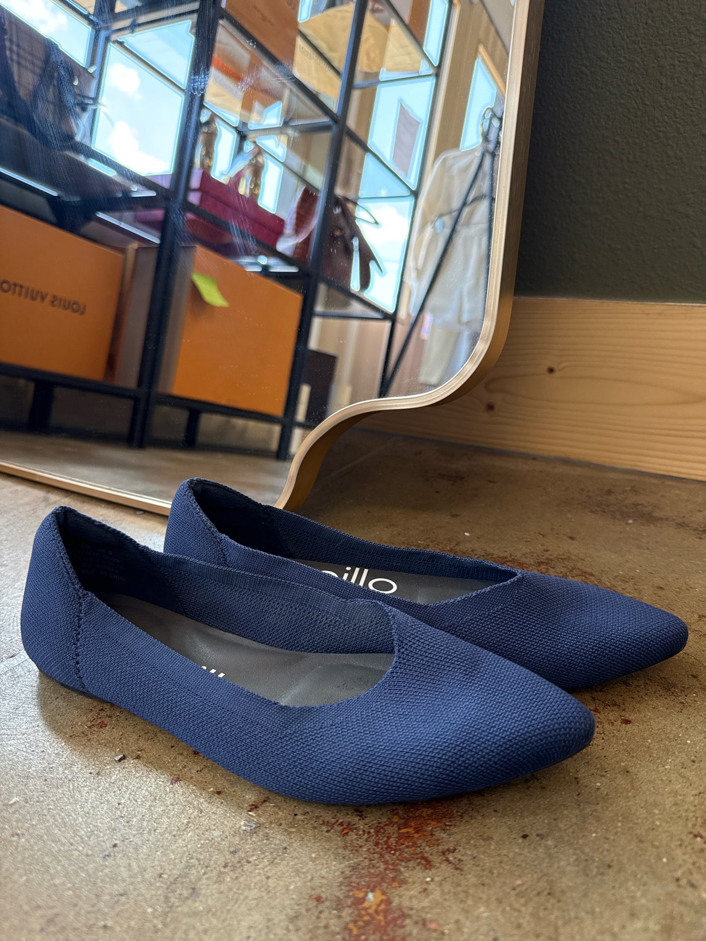 Pillo Shoe Size 40 Navy Flats