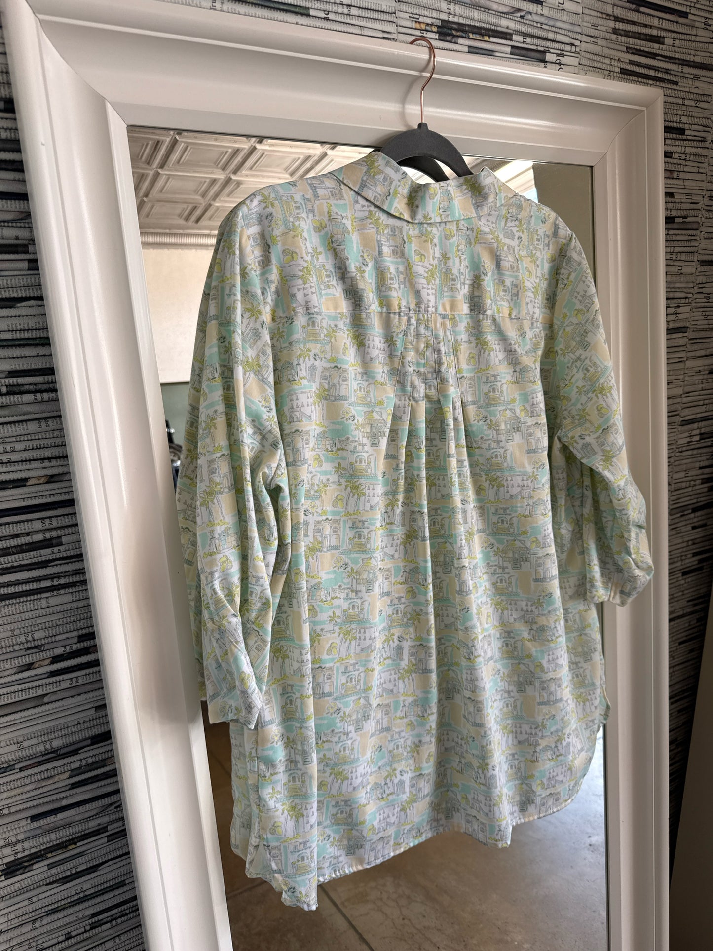 Foxcroft Size 14W Blue/Green Top