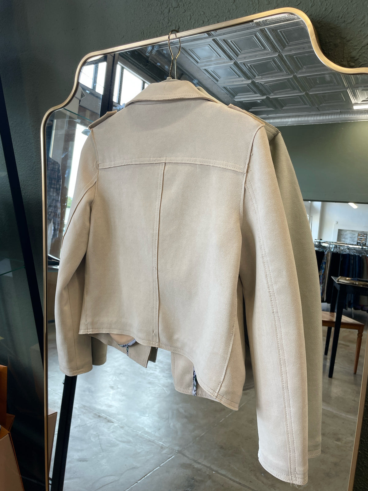 TAHARI Size XS Tan faux leather Jacket