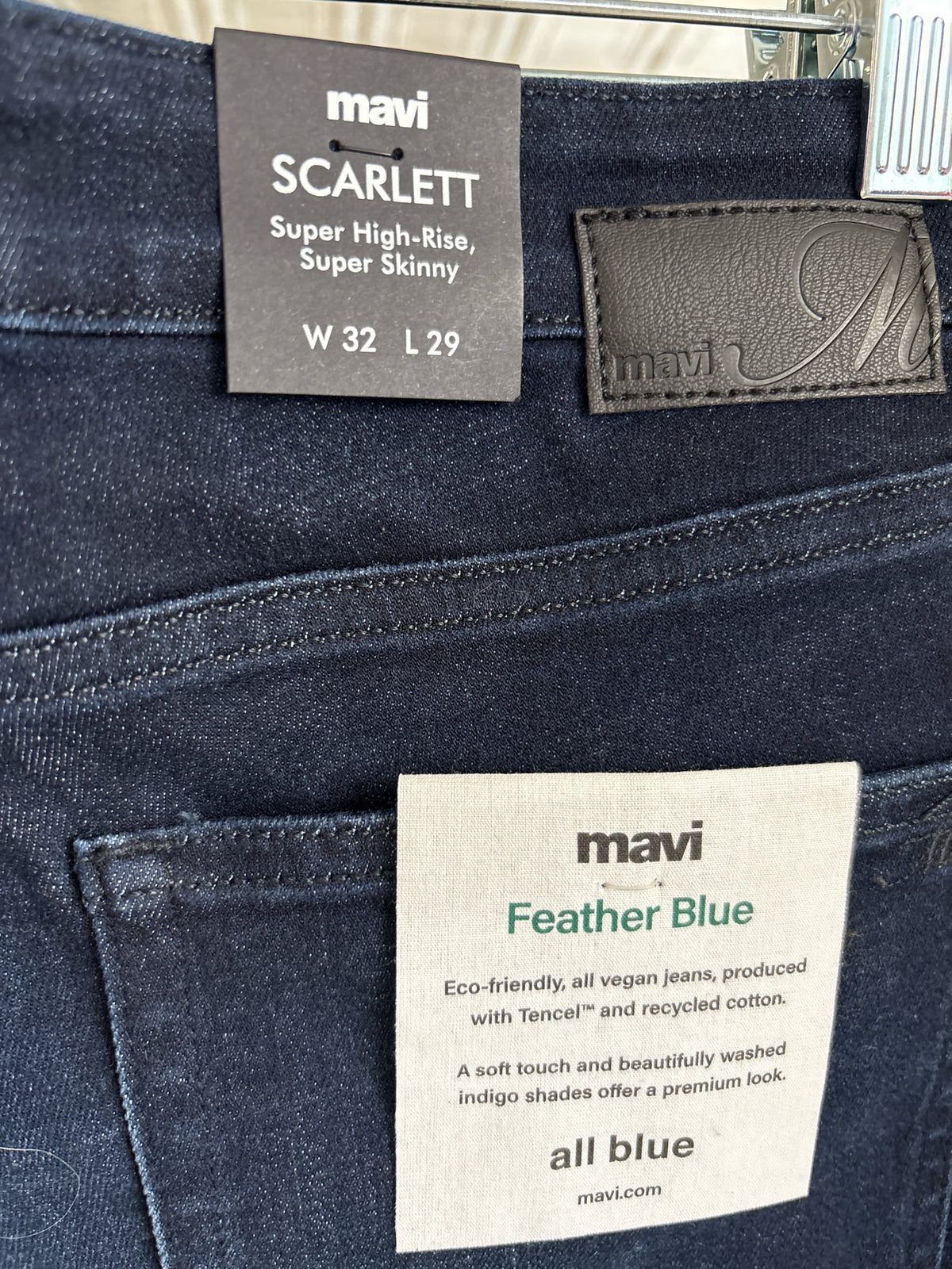 Mavi Size 32 Dark Wash Jeans