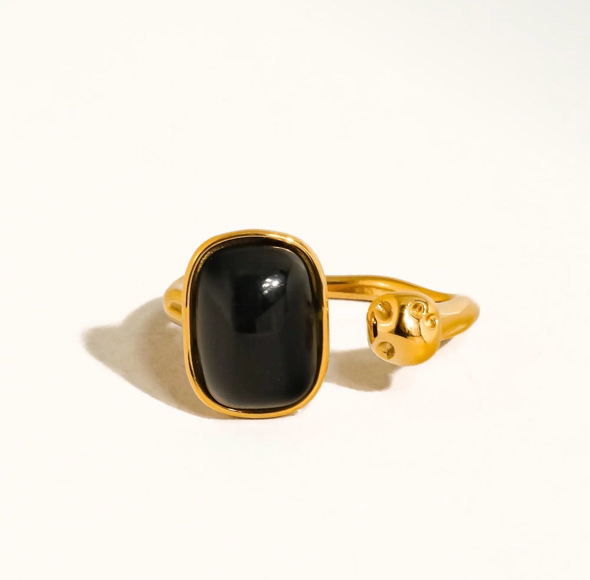 Flanerie Ring