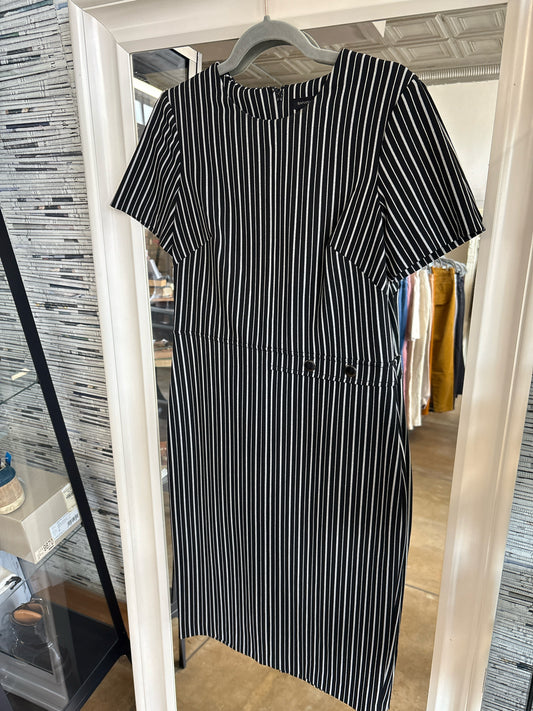 BANANA REP. Size 10 B&W Stripe Dress