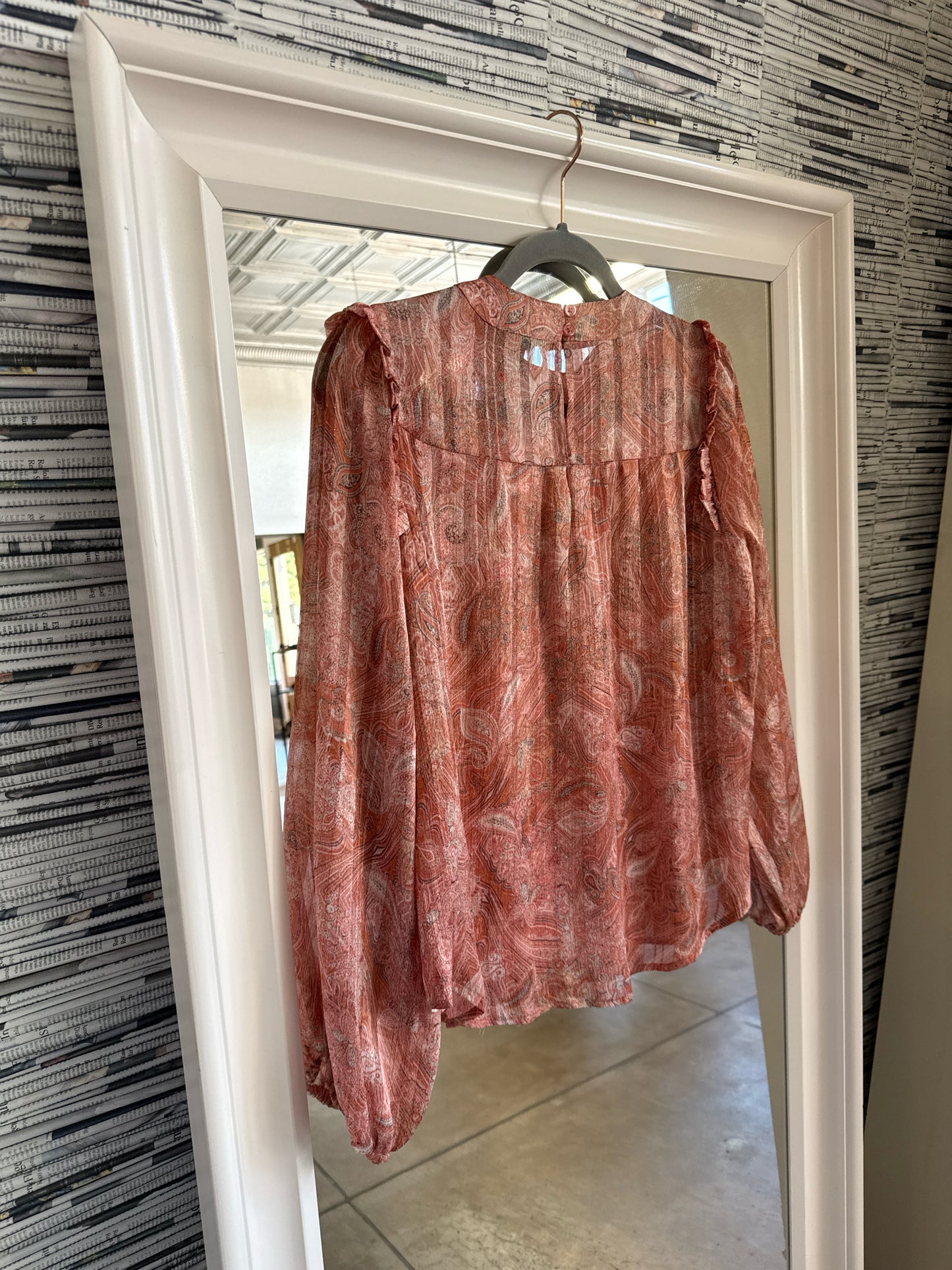 Versona Size XS Coral Top