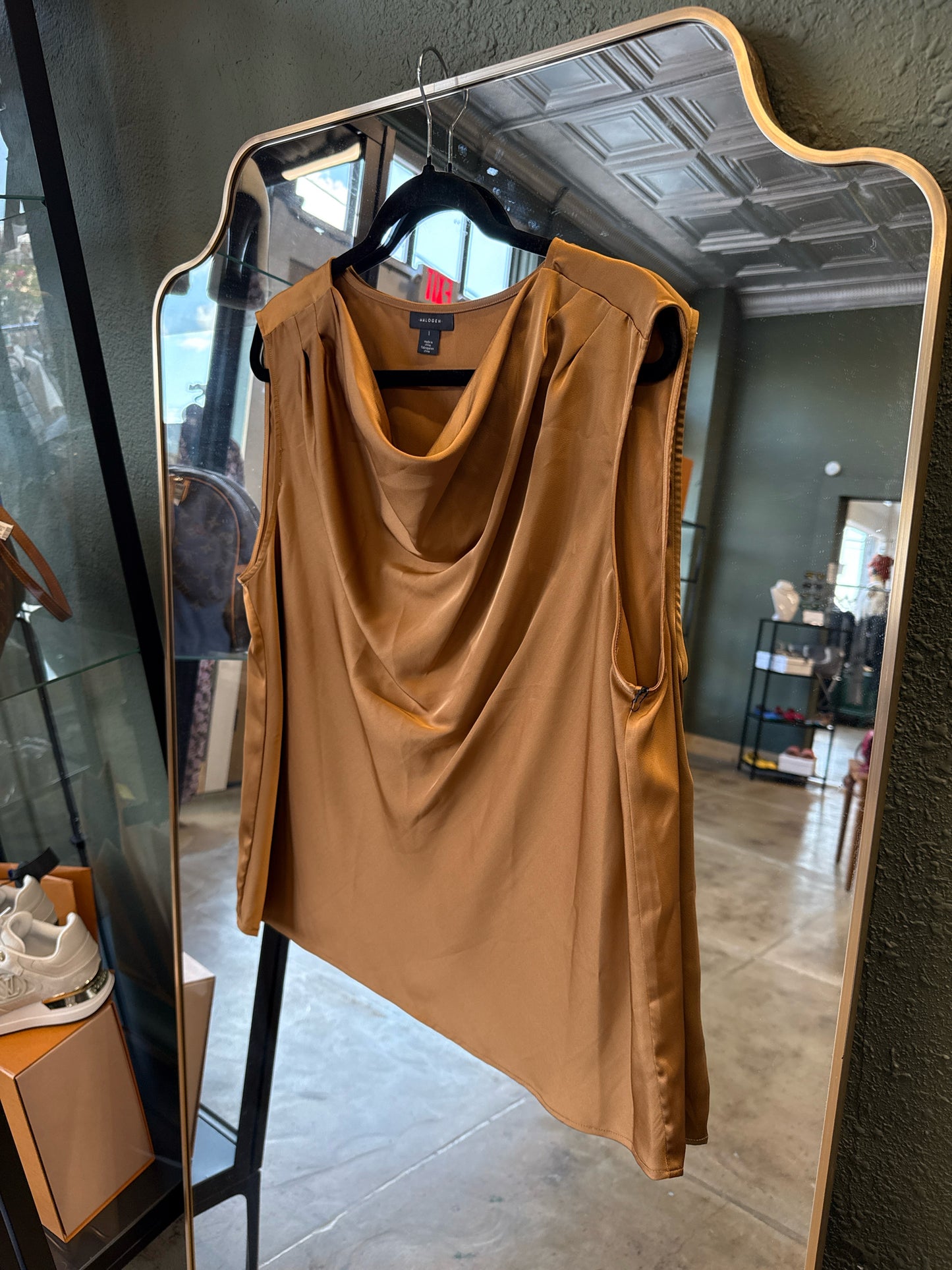 halogen Size L Brown Top