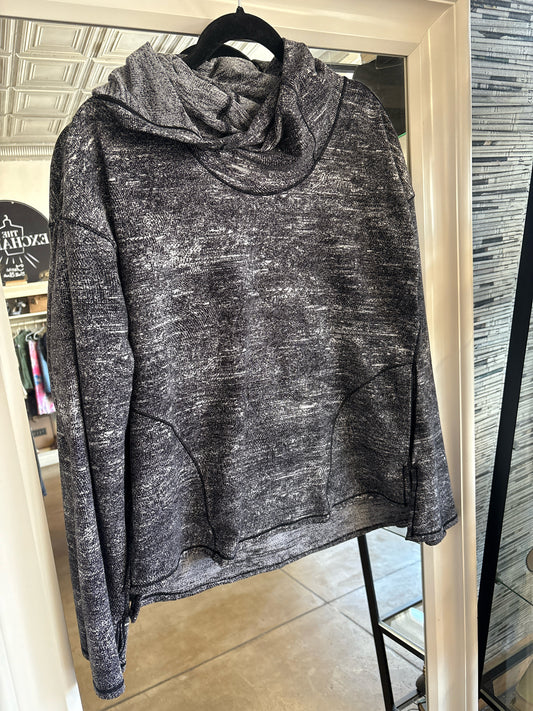 Lululemon Size 8 Pullover/Hoodie