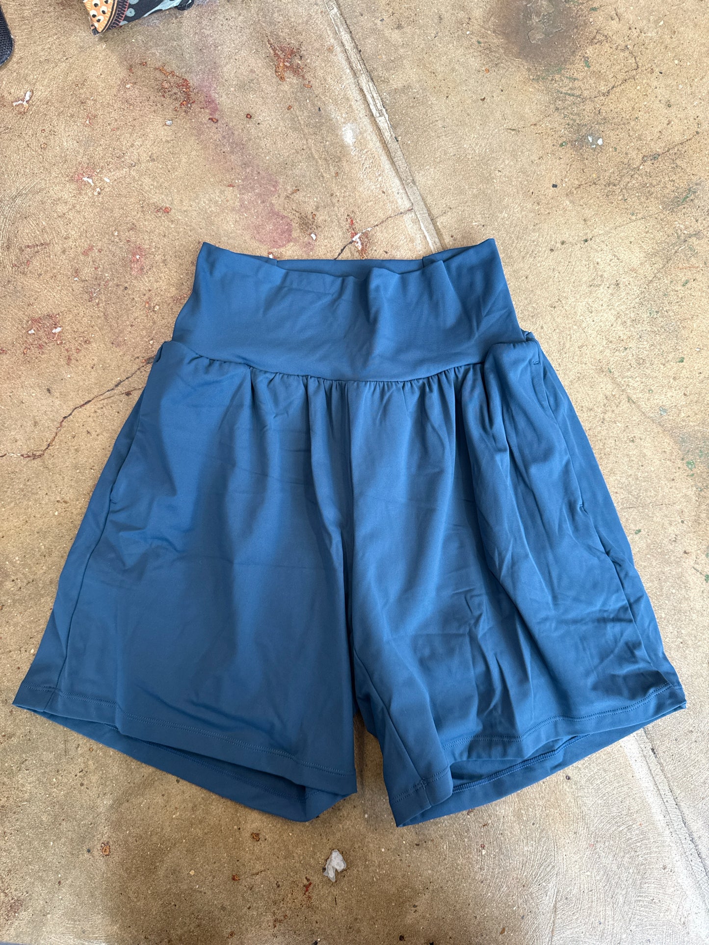 Halara Size M Navy Shorts