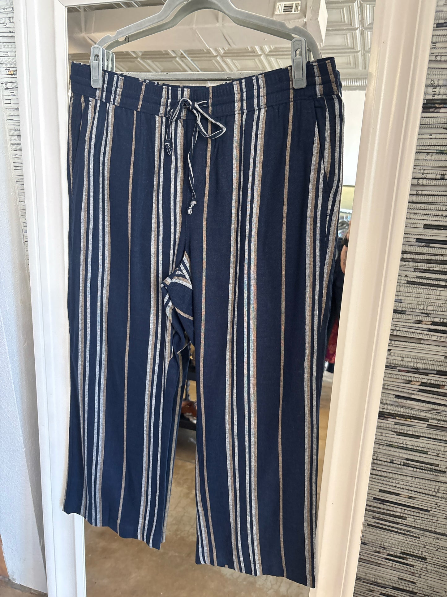 ANN TAYLOR Size XL navy + multi Pants