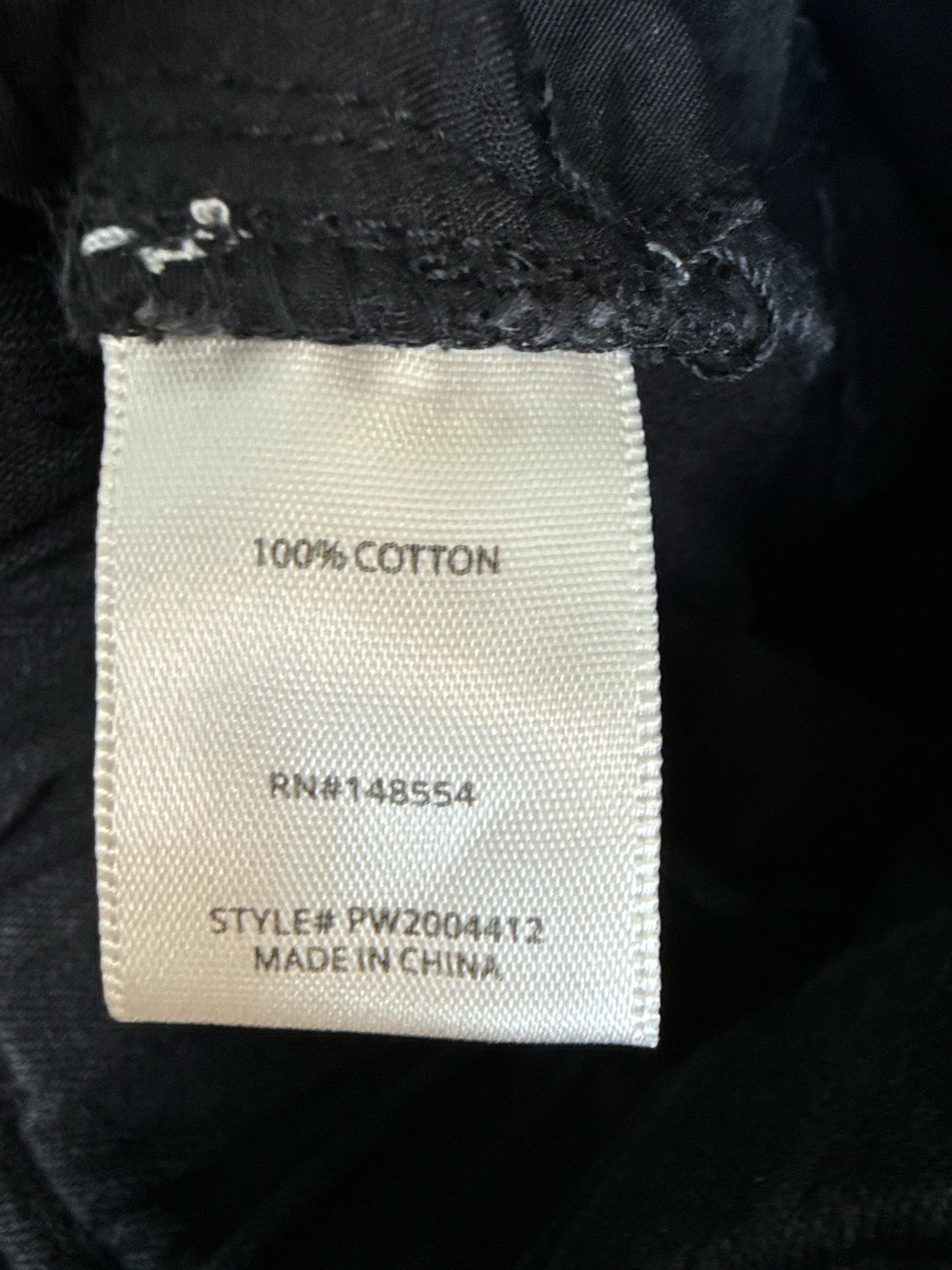 TGLA Size L Black Shorts
