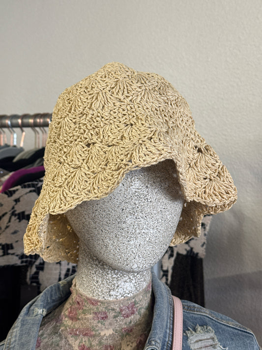 Avara Cream Woven Hat