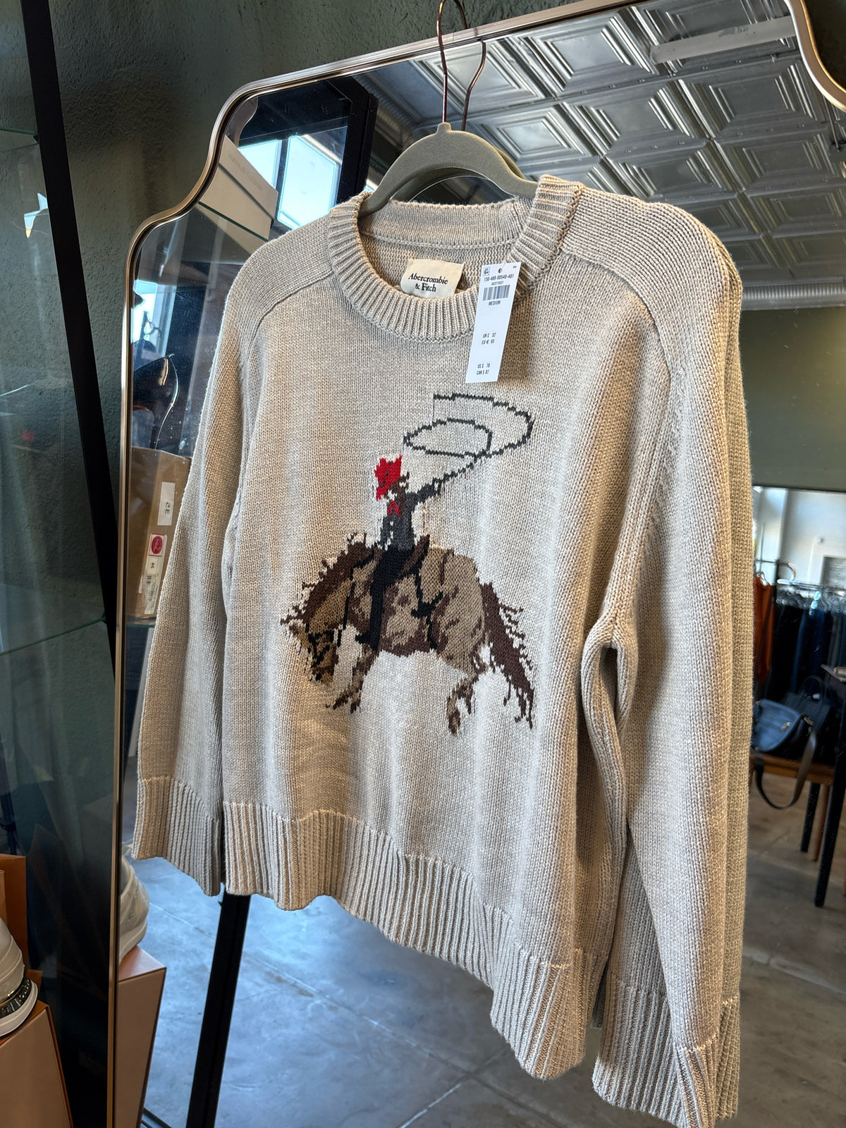 Abercrombie & Fitch Size M Cream Sweater