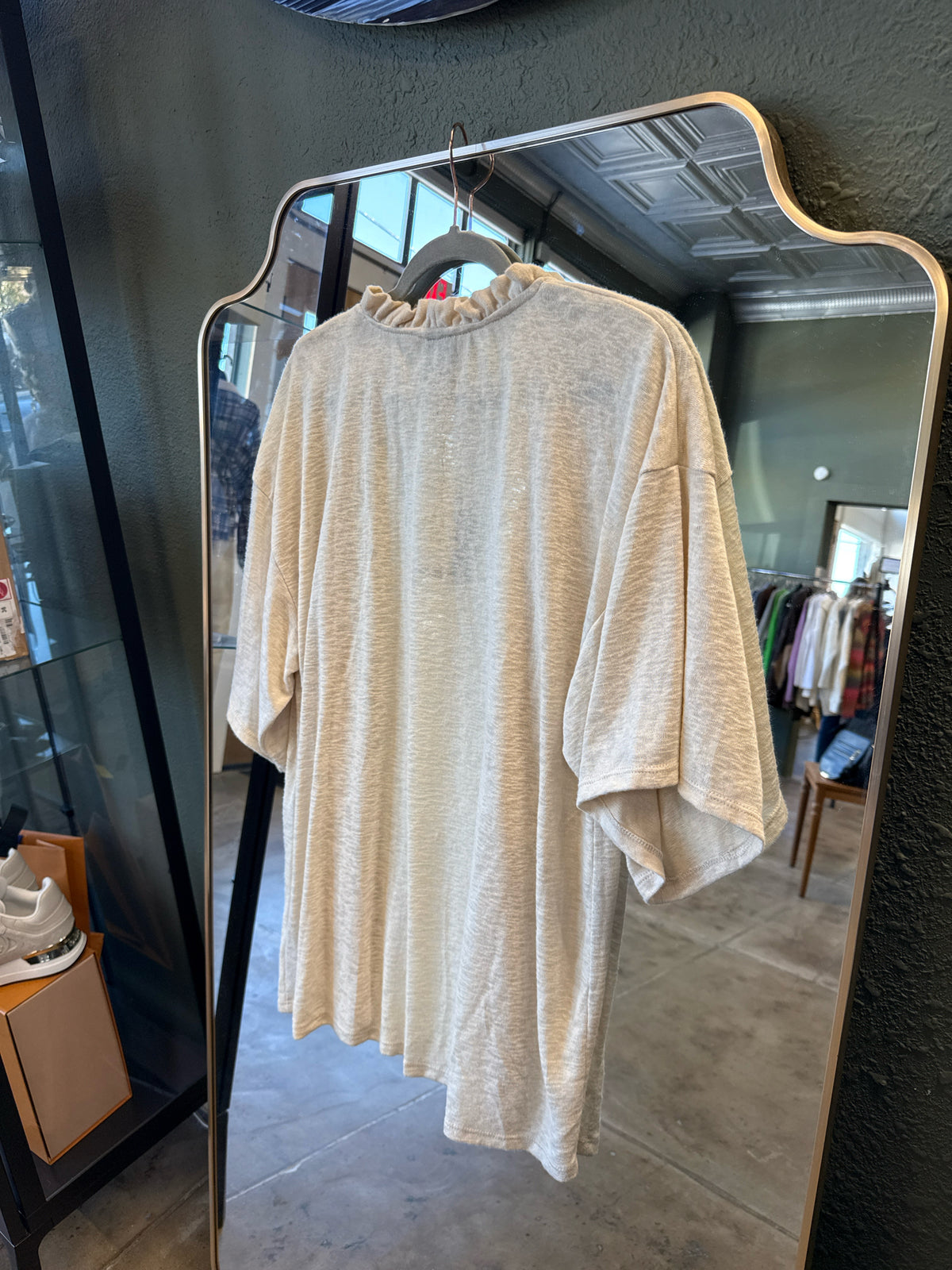 Bobeau Size XL Cream Top
