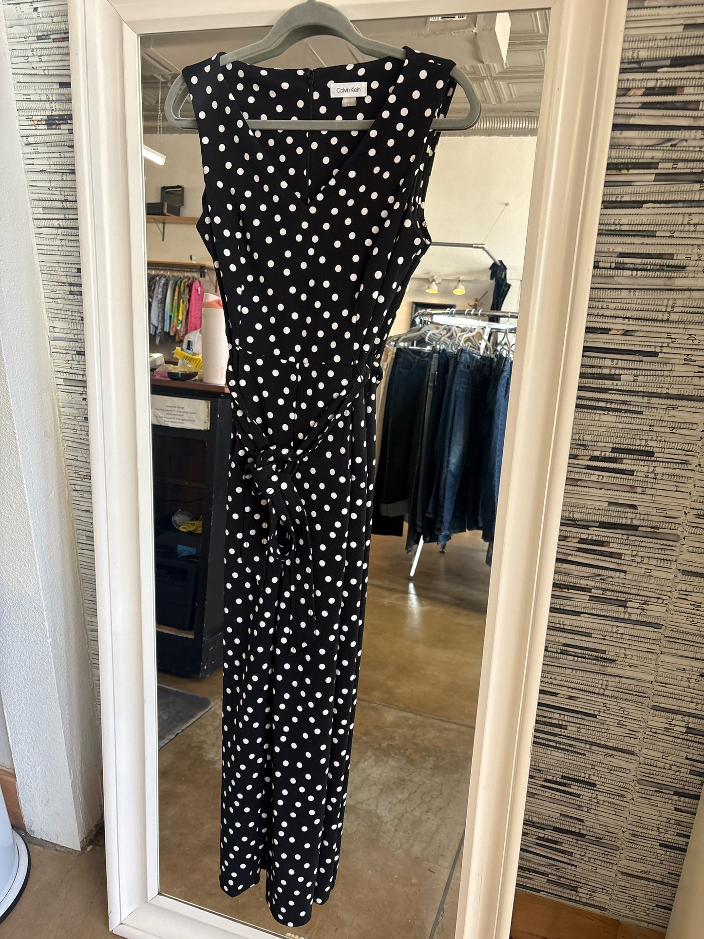 Calvin  Klein Size 4 Black & White Romper