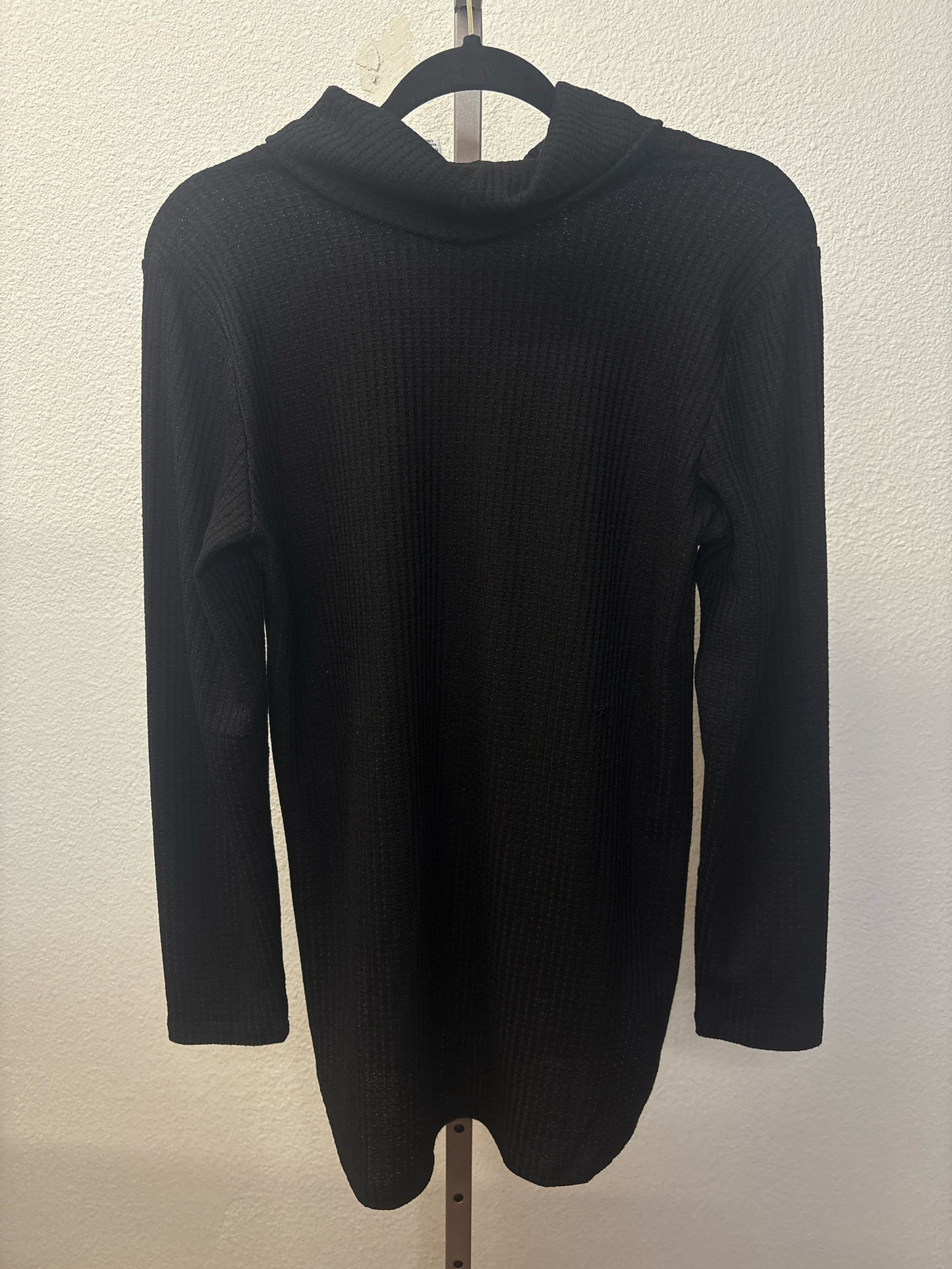 Susan Graver Size M Black waffle Top