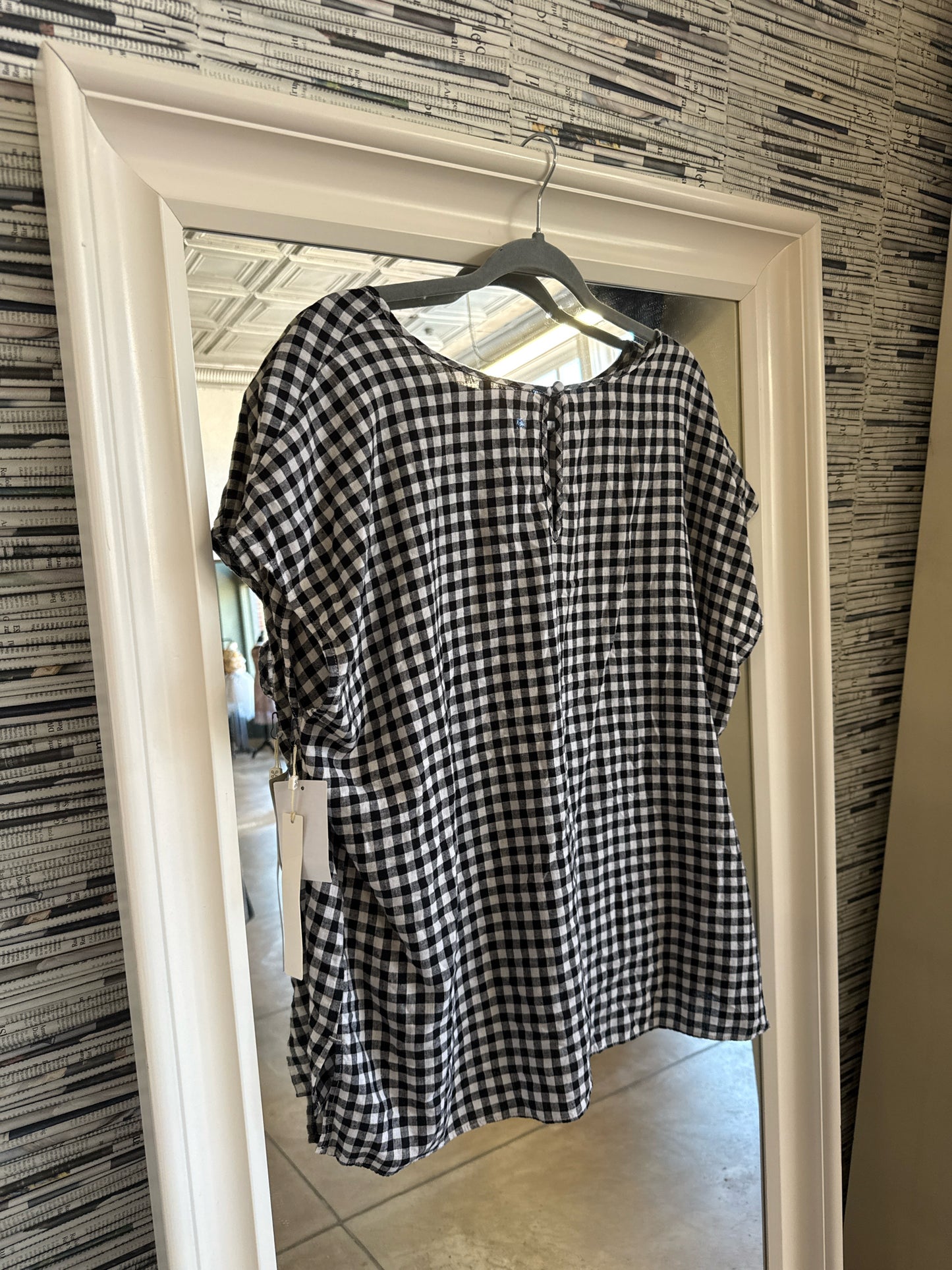 Caslon Size XL Black/White Top