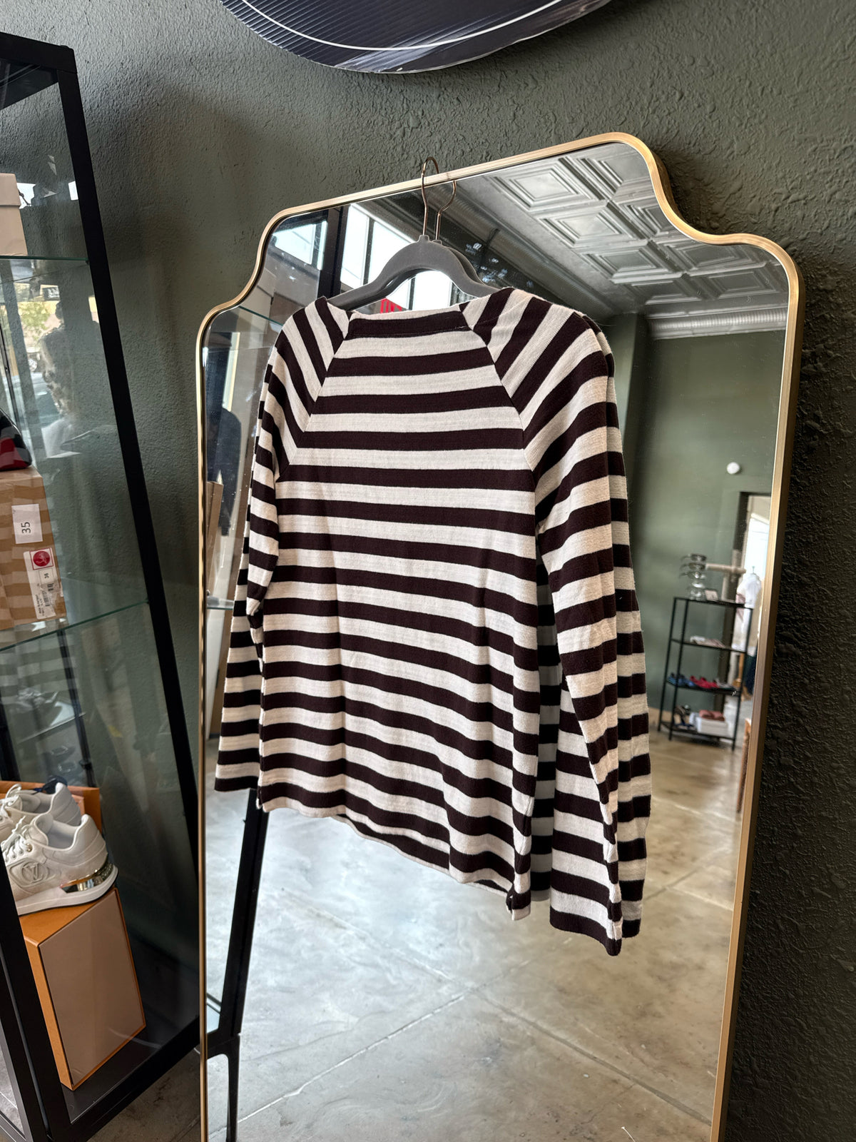 LOFT Size XS Cream/Brown Tee