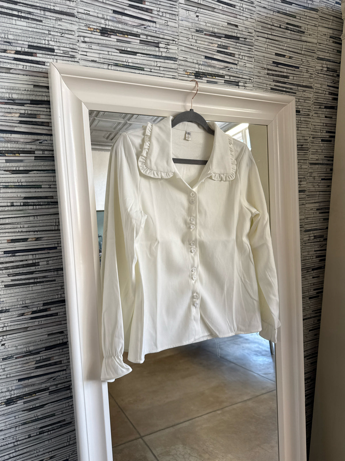 Grace & Chili Size M White Top