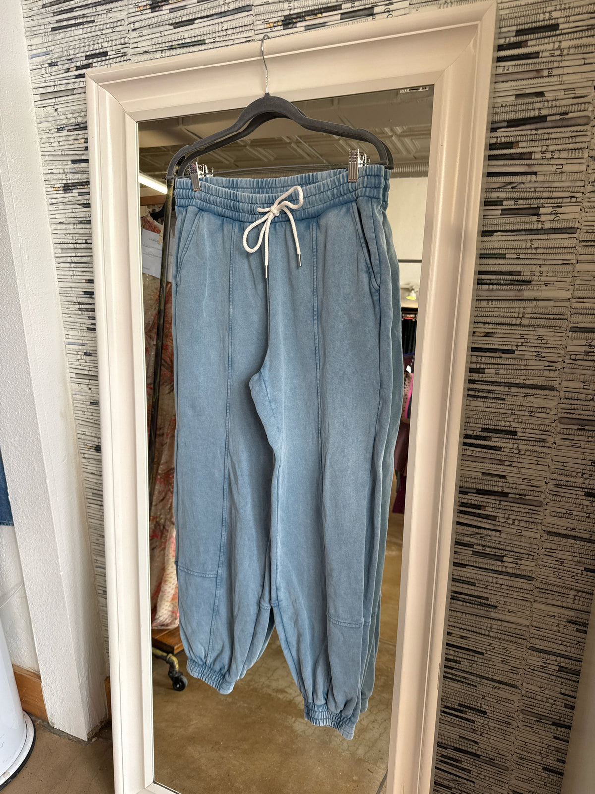 Lou & Grey Size M Blue Sweatpant