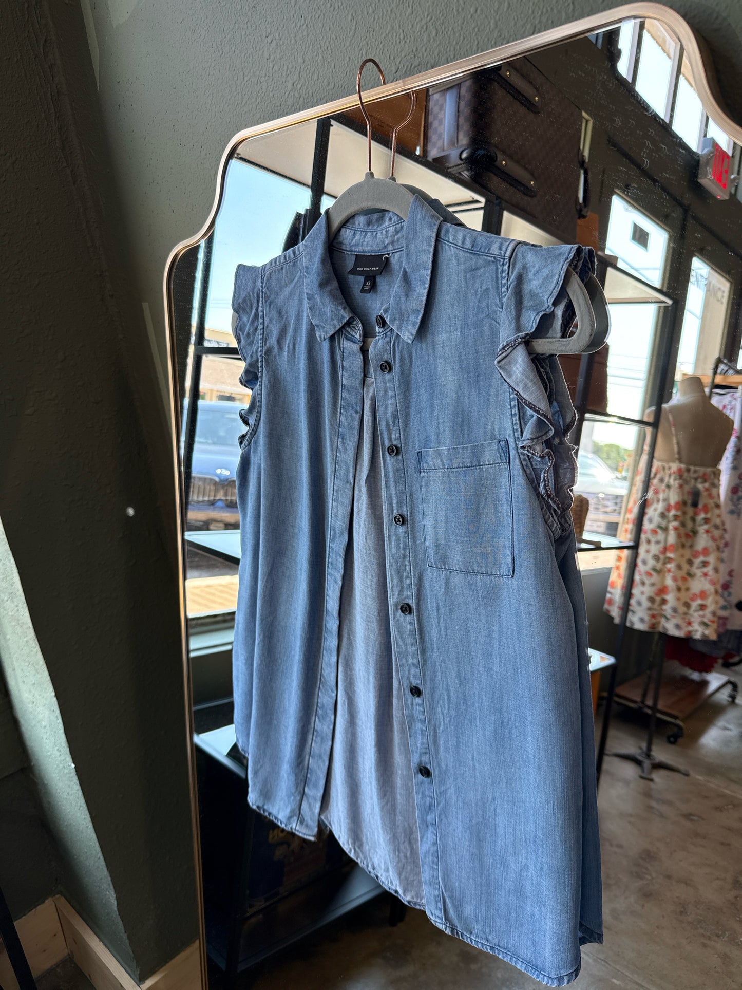 who what wear Size XS Denim Top