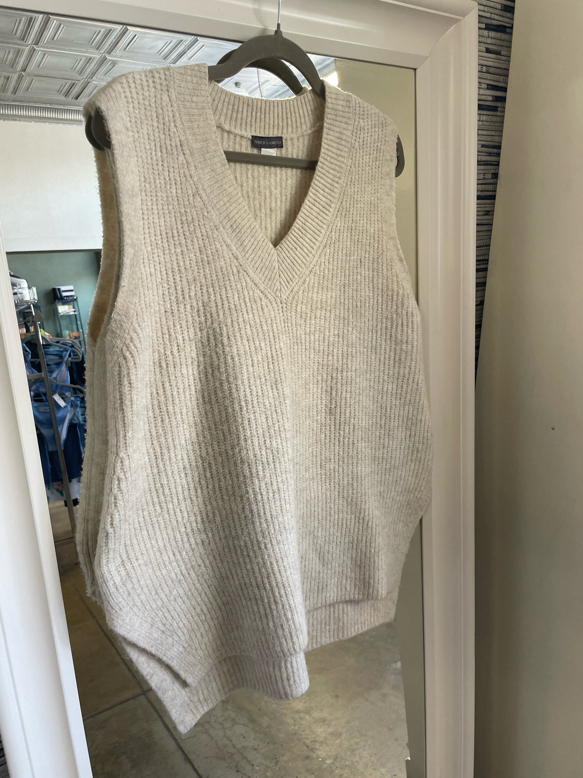 Vince Camuto Size S Beige Vest