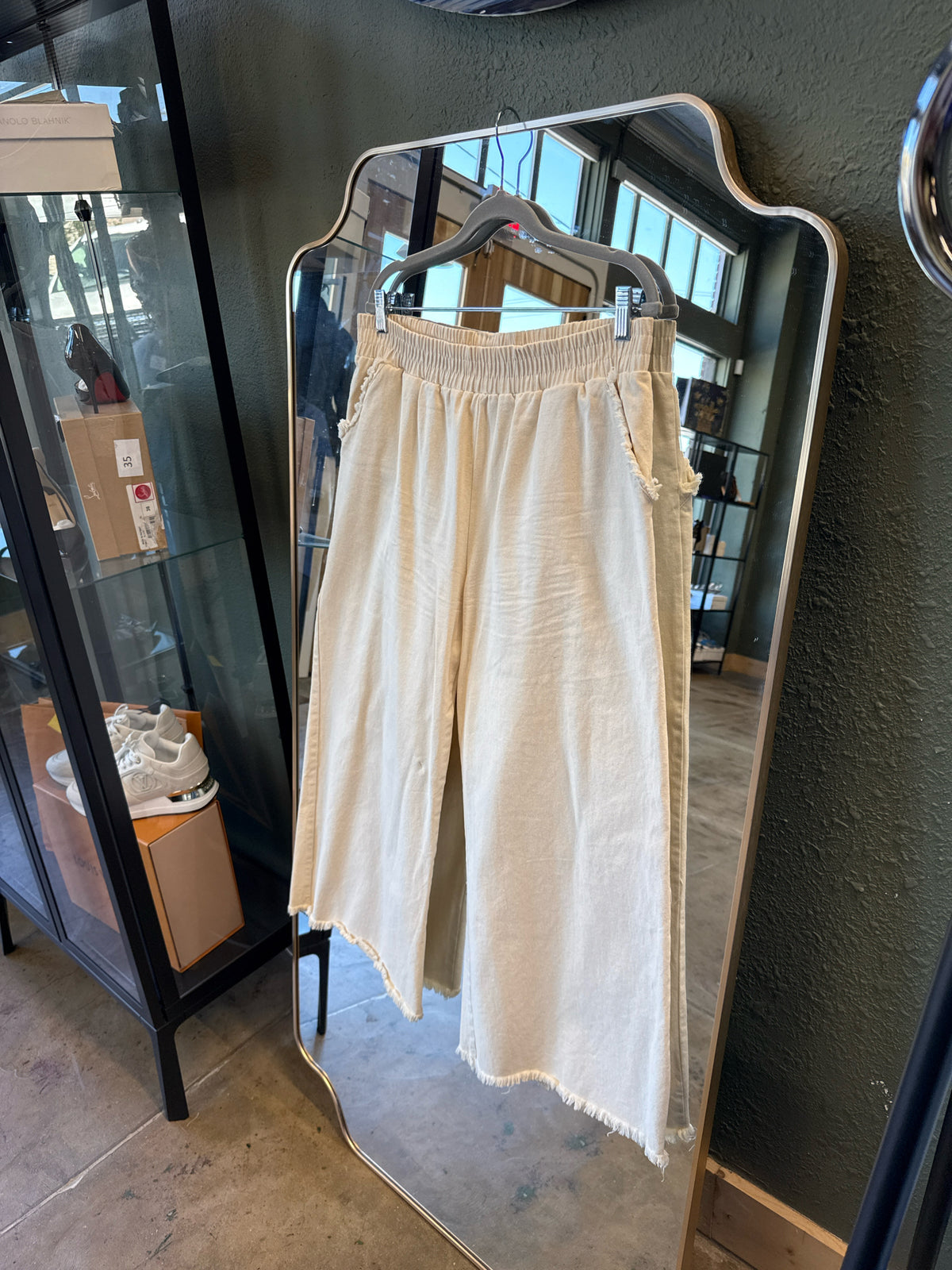 Umgee Size L Cream Pants