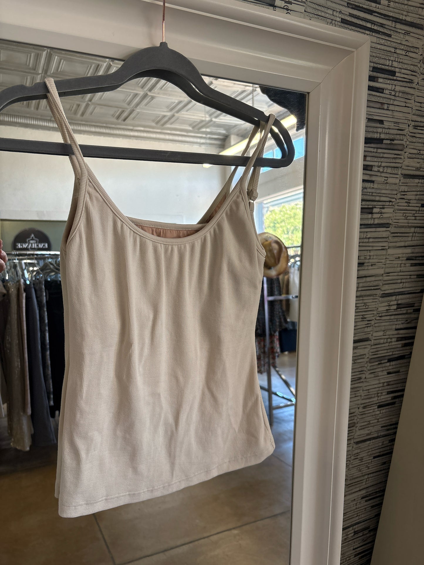 OGL Size M off white Tanks