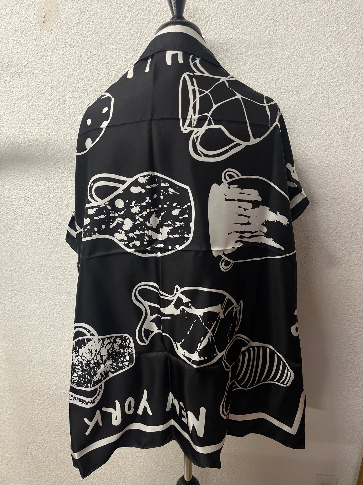 Lafayette 148 B&W Floral Scarf