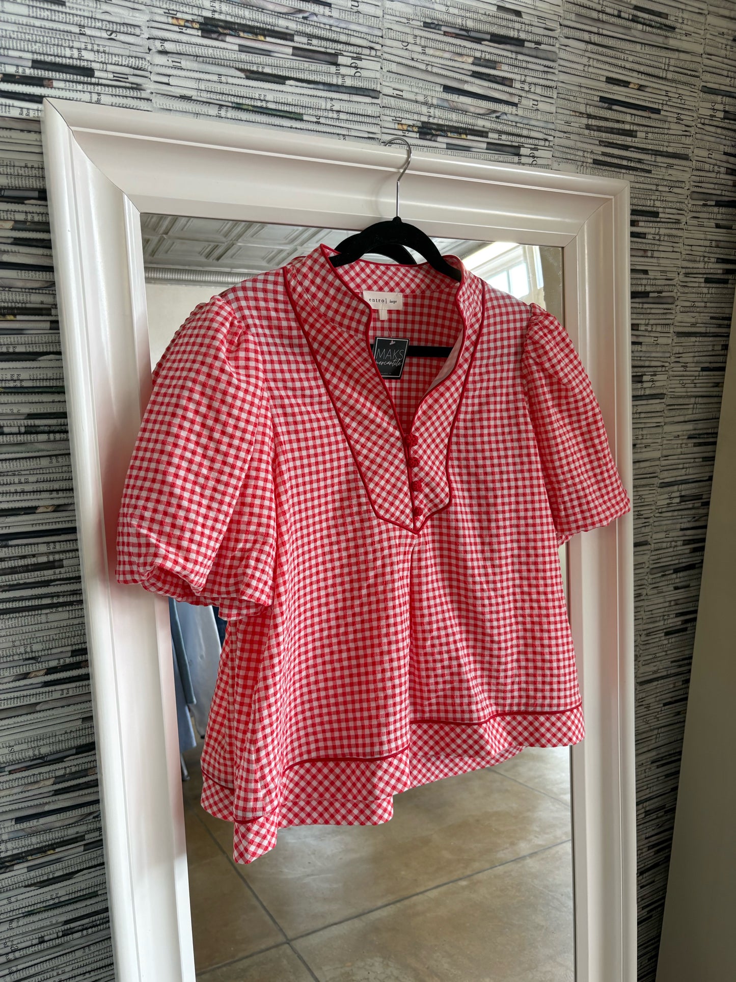 entro Size L Red/White Top