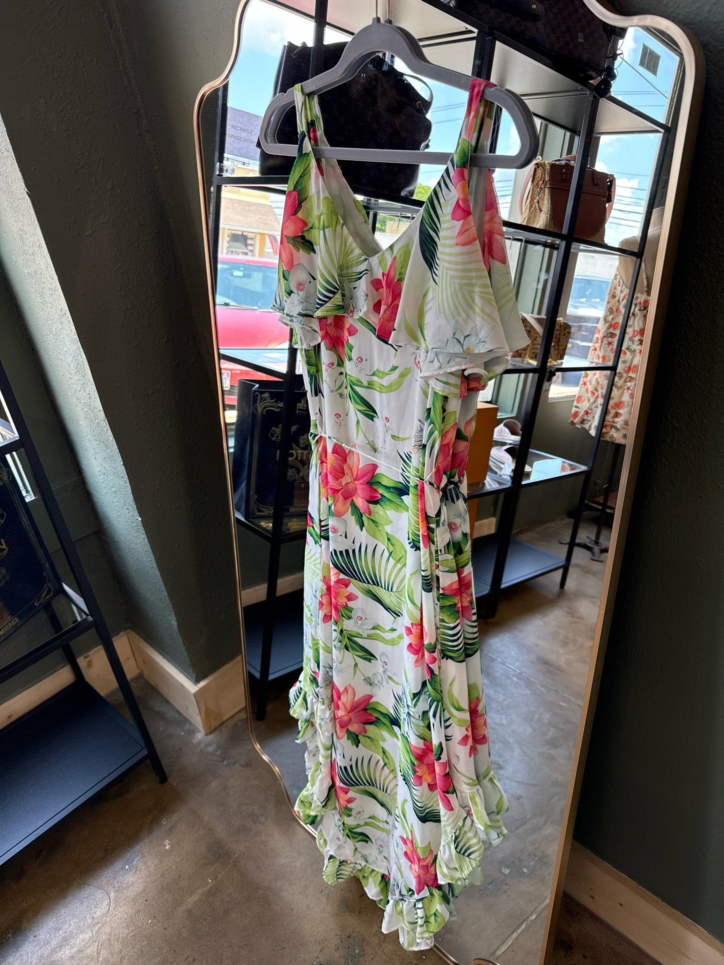 Tommy Bahama Size M Green/Pink Dress