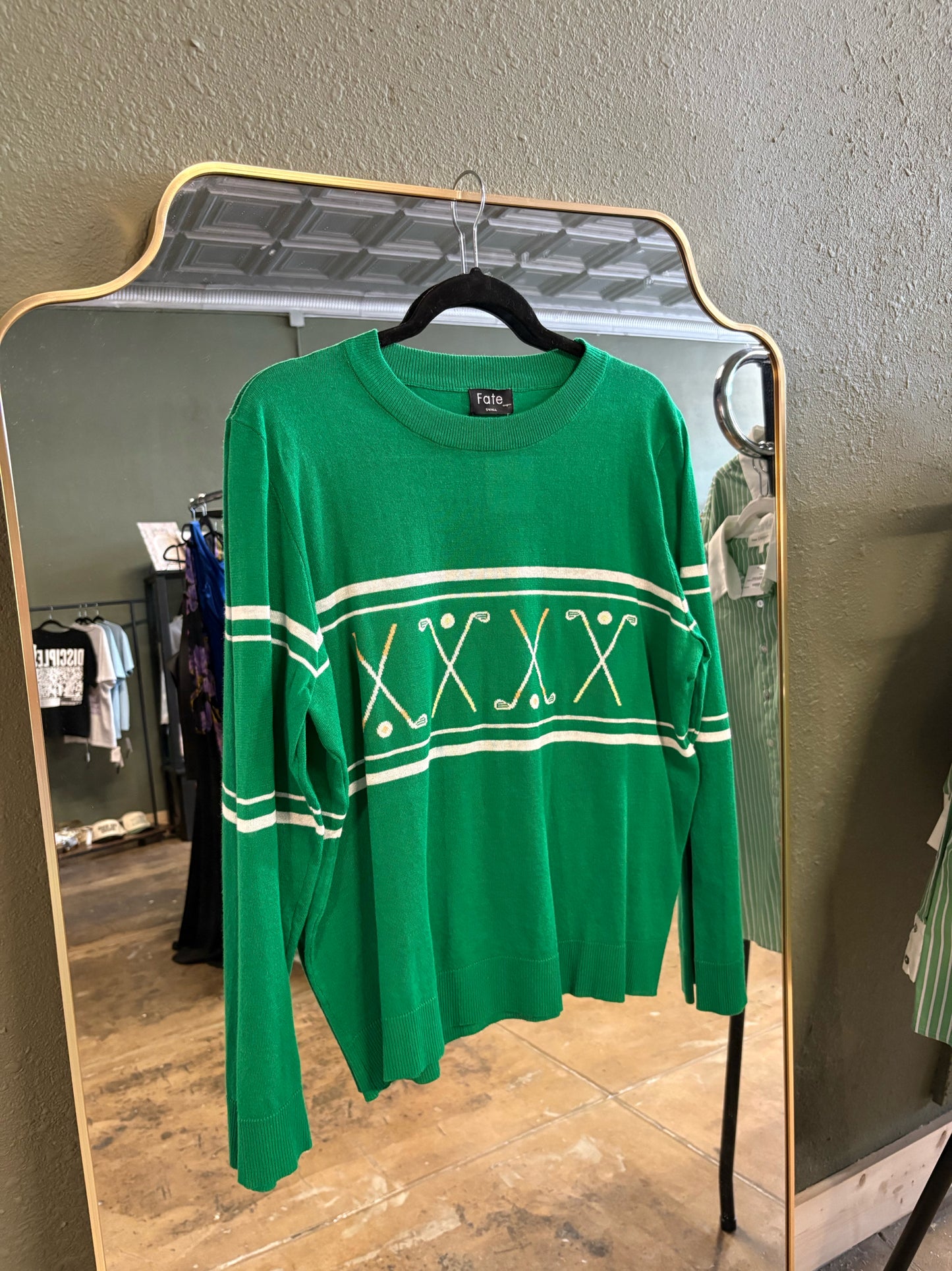 Fate Size S Green Sweater