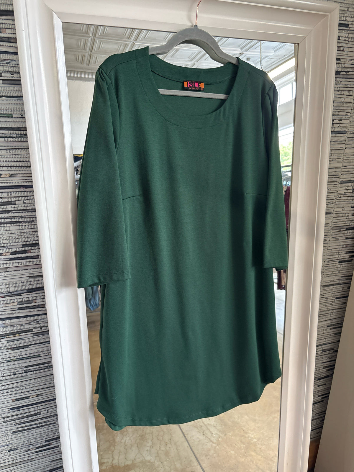 Isle Size XL Green Dress
