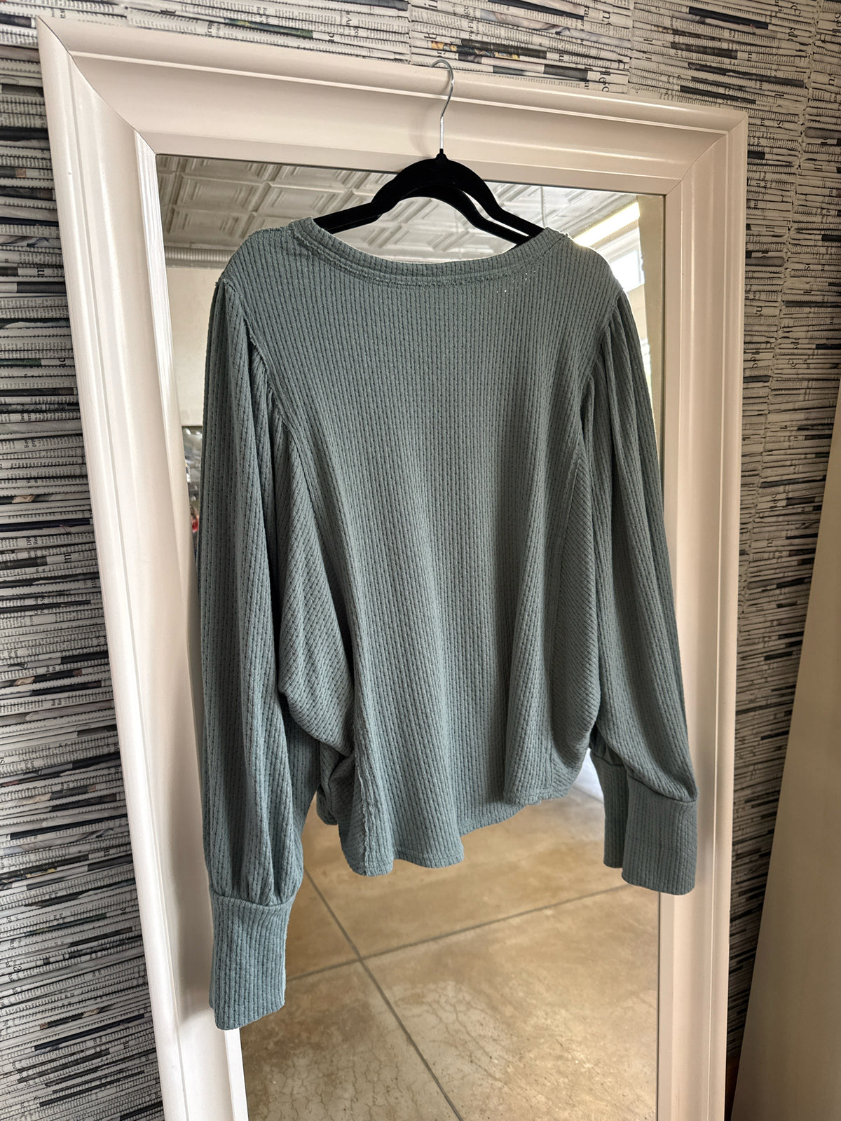 free people Size XL seafoam Top