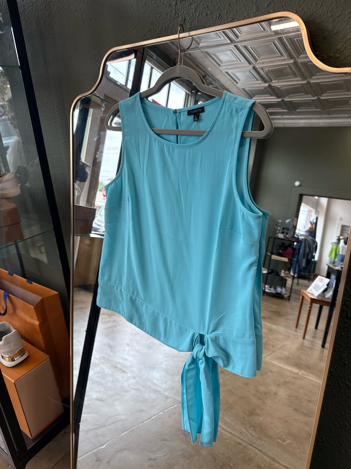 TALBOTS Size 6 Blue Top