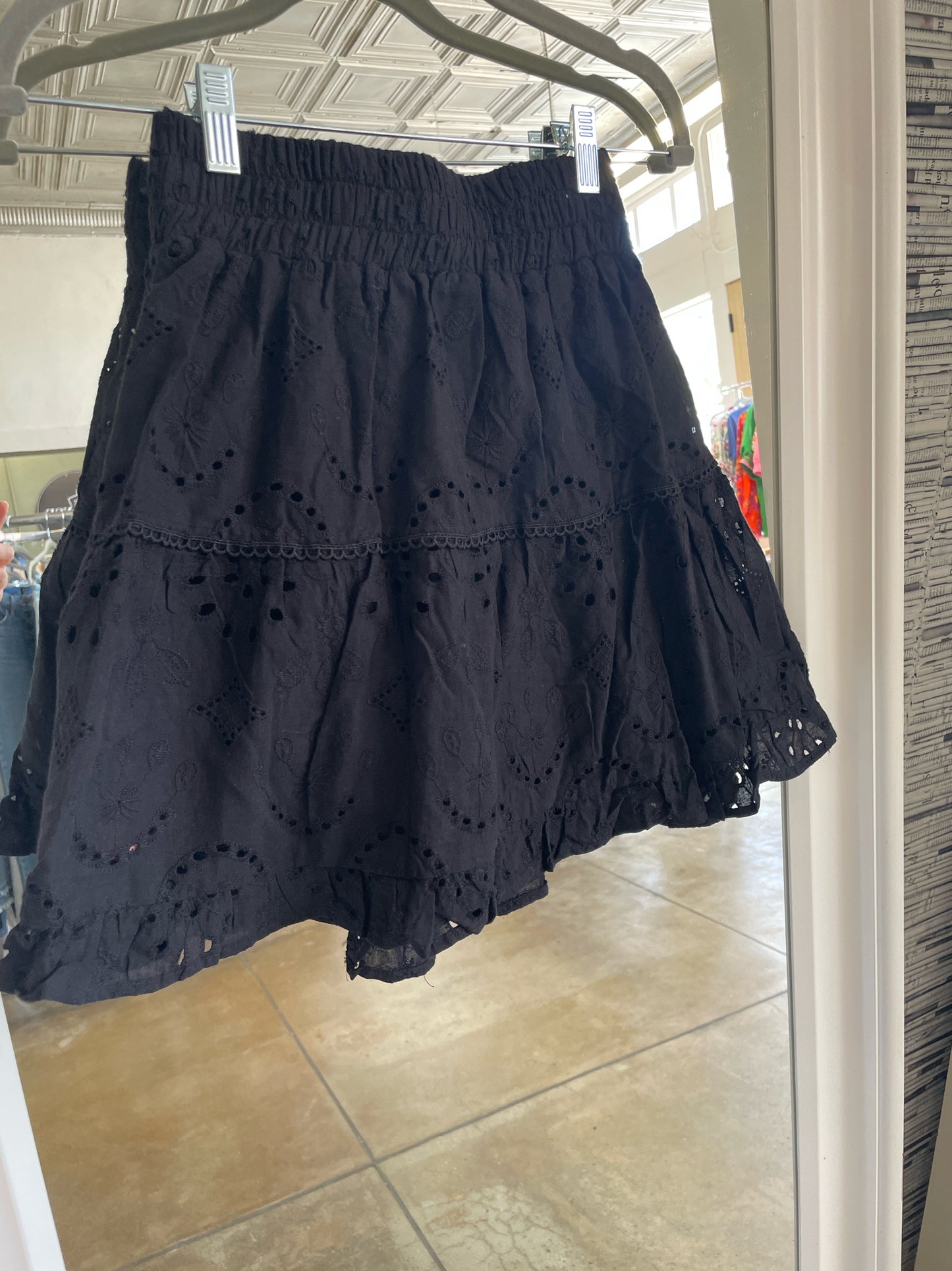 Savanna Jane Size S Black Skirt