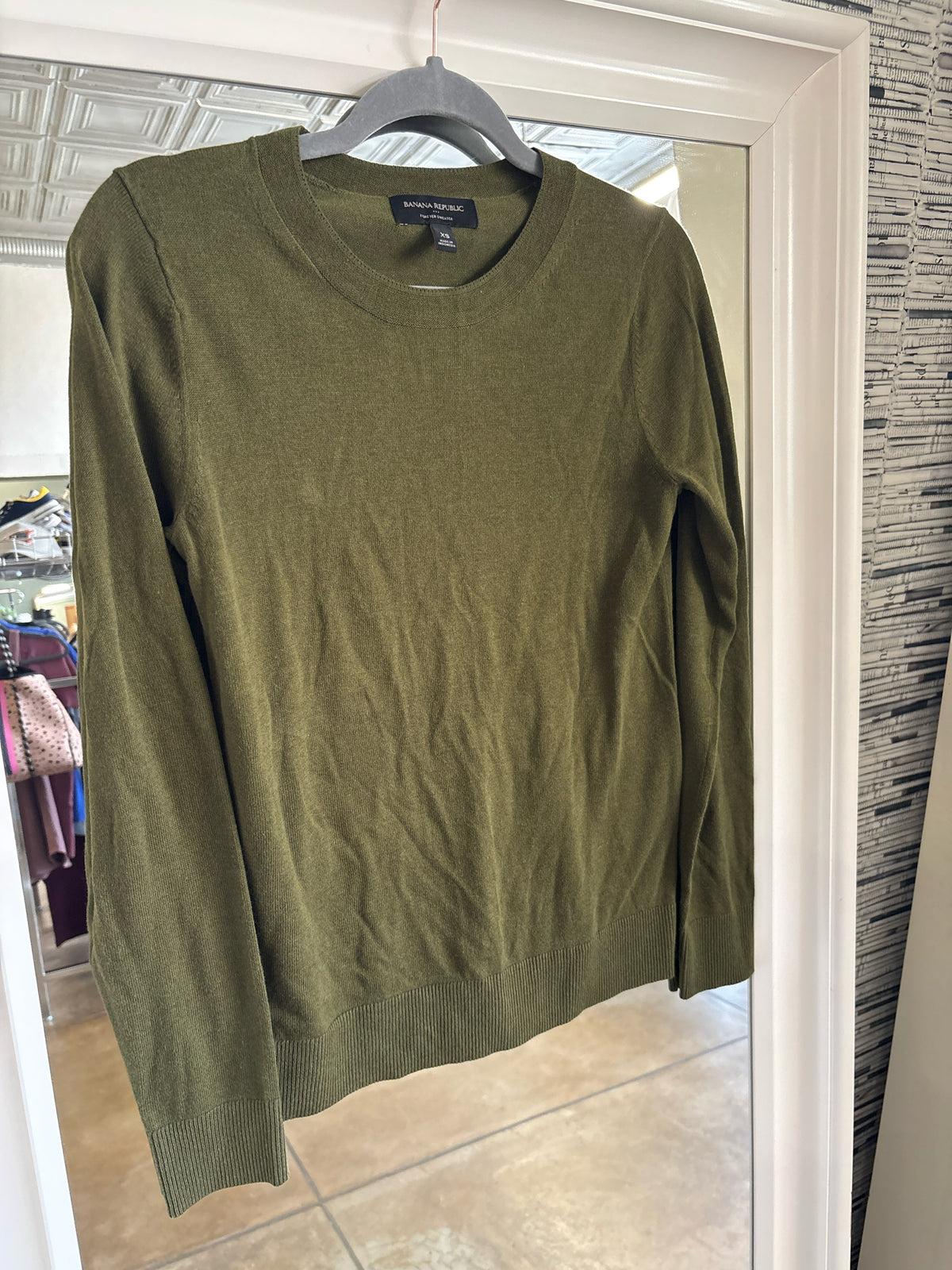 Banana Republic Size XS Olive Green Sweater