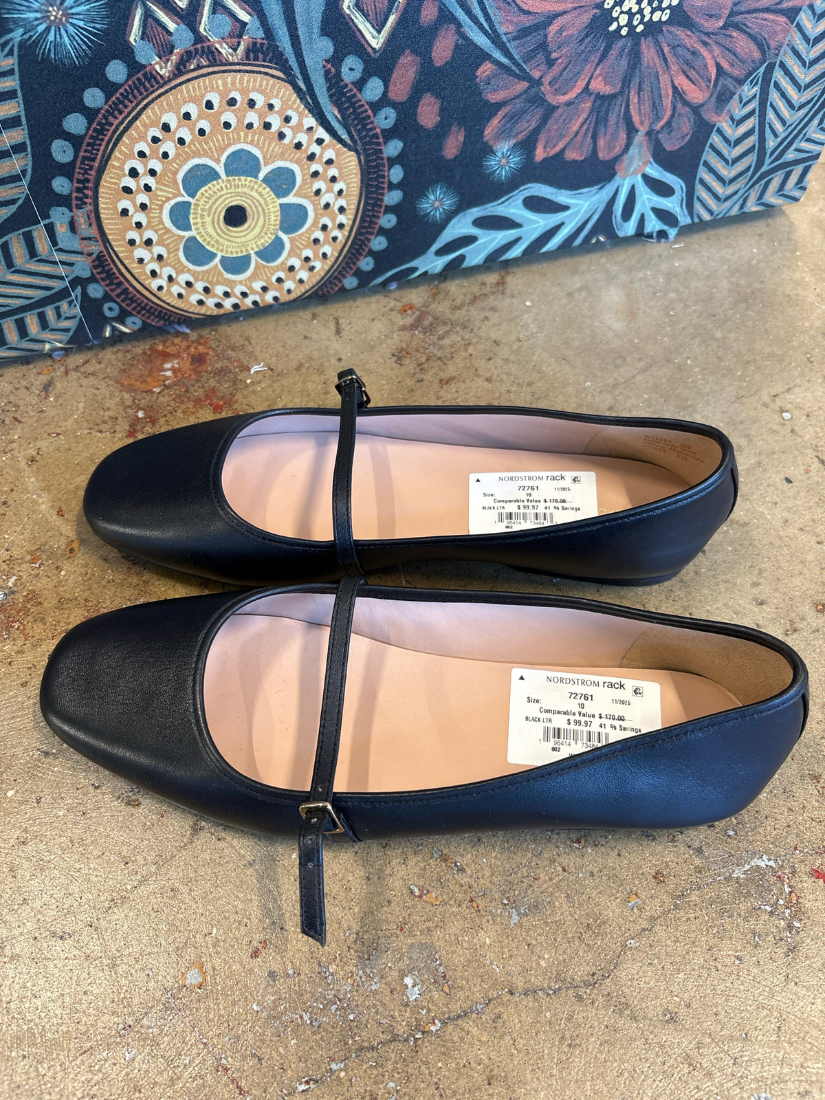 Nordstrom Rack Shoe Size 10 Black Flats