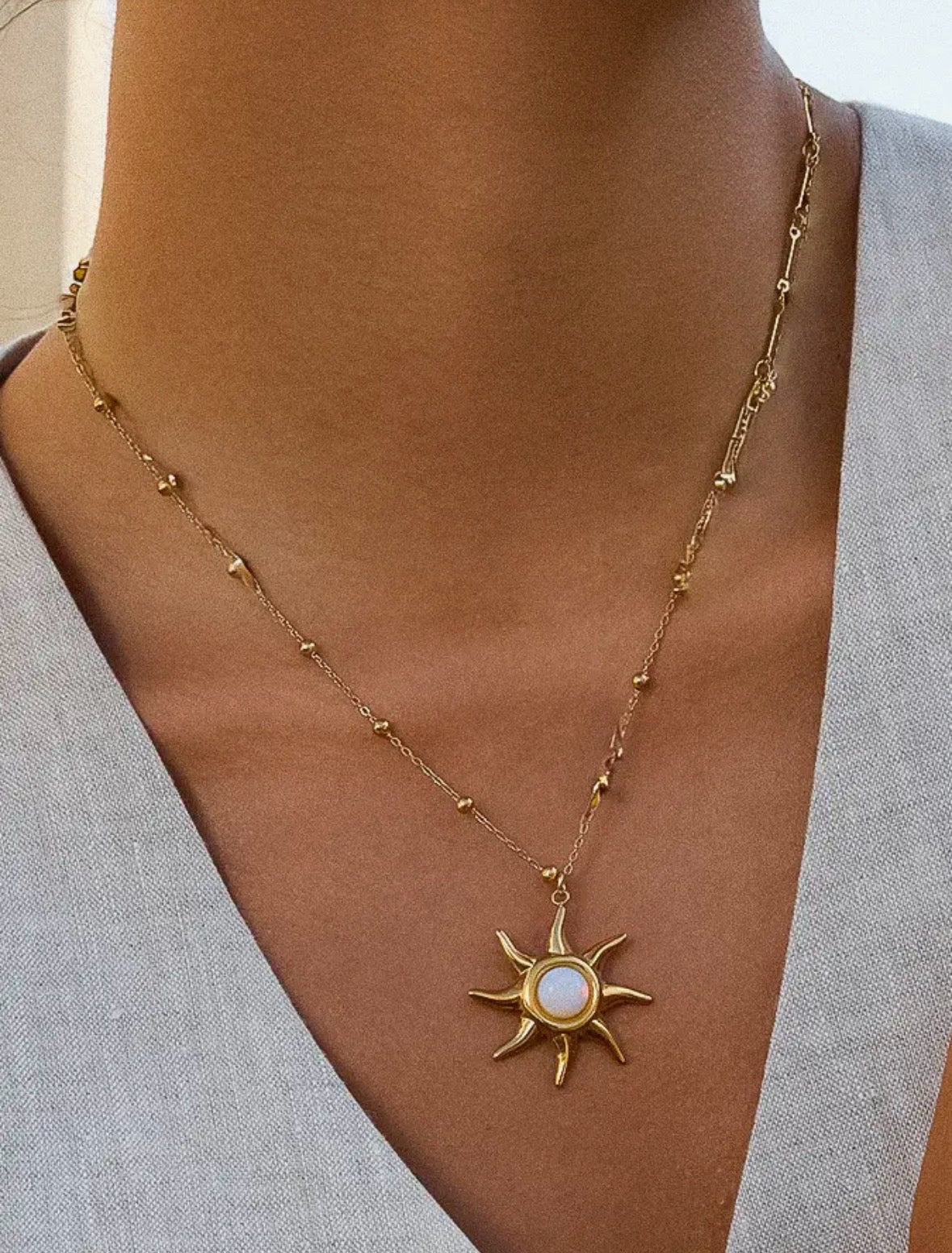 Flanerie Necklace