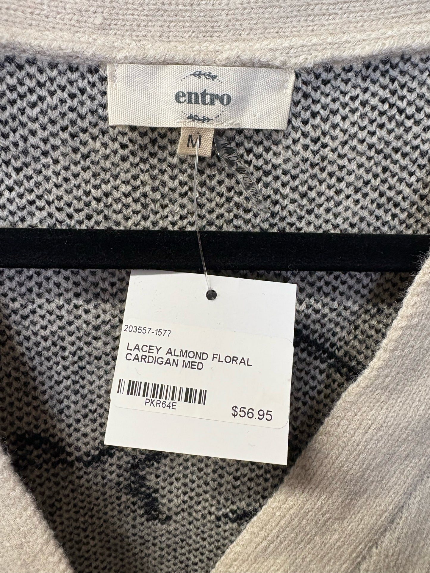 entro Size M Cream/Black Floral Cardigan