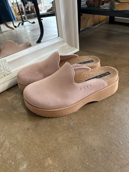 Reef Shoe Size 9 Clogs