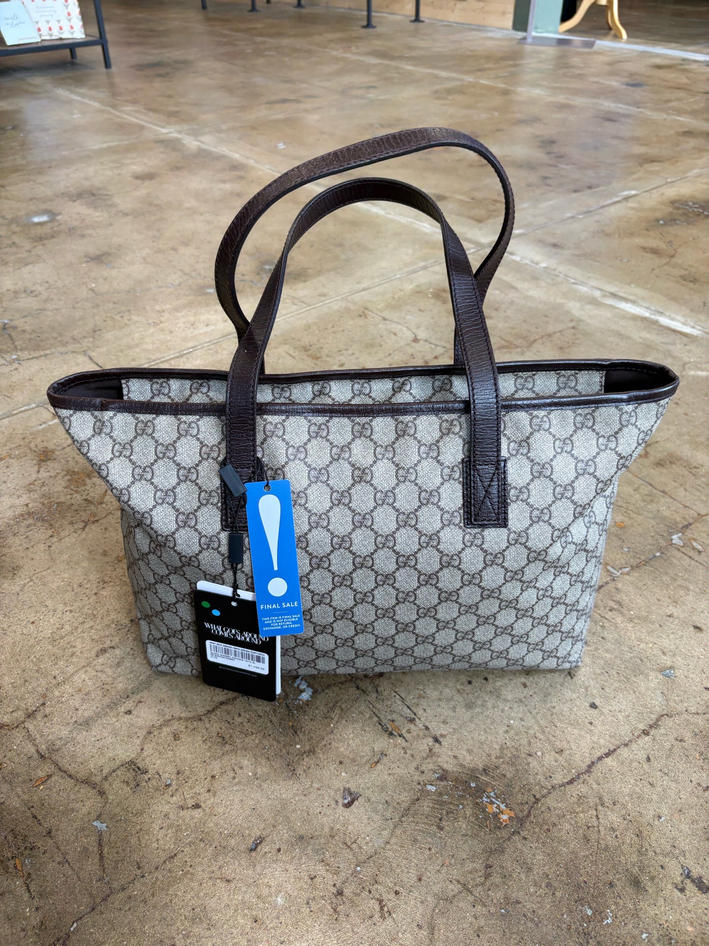 Gucci multi Signature Monogram Luxury