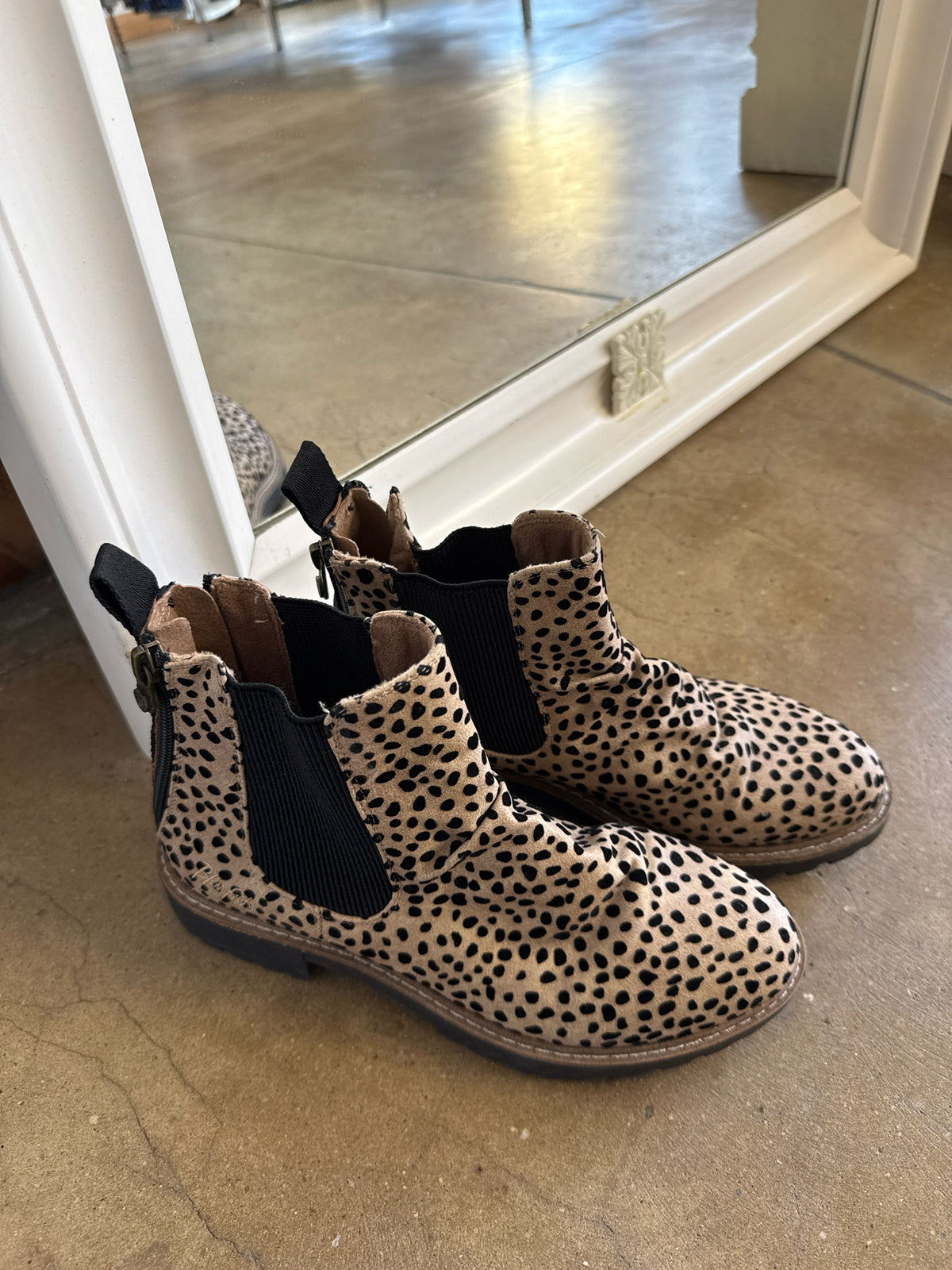Blowfish Shoe Size 7.5 Brown/Black Boots