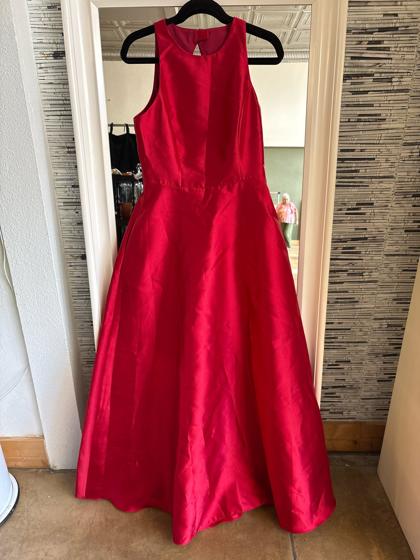 Alfred Sung Size 10 Red Formal