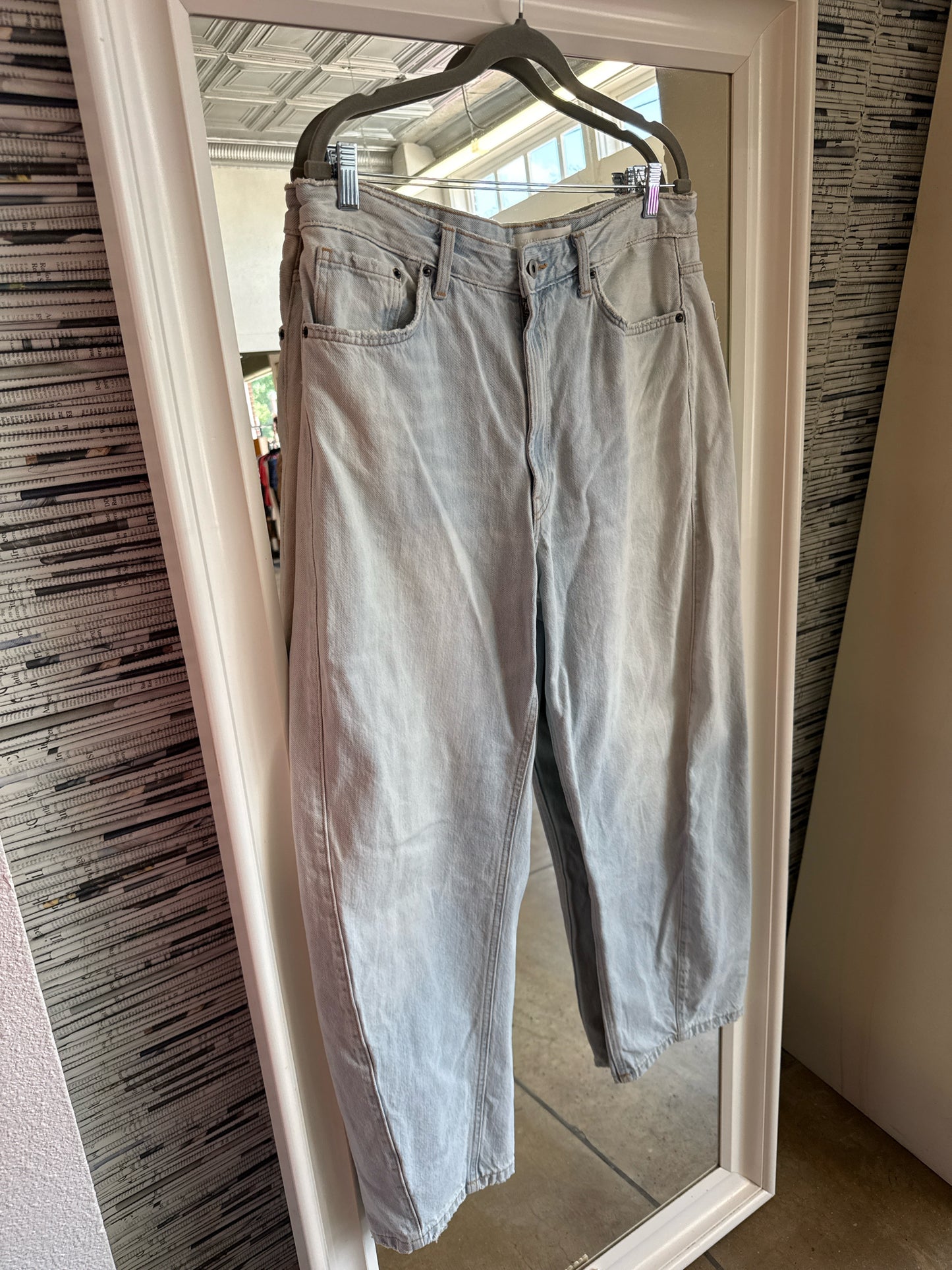 ZARA Size 8 Denim Jeans