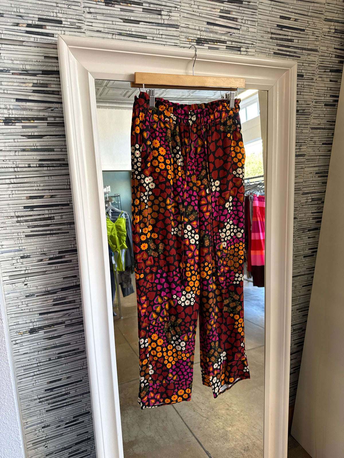 Farm for Anthropologie Size S Black/Multi Pants