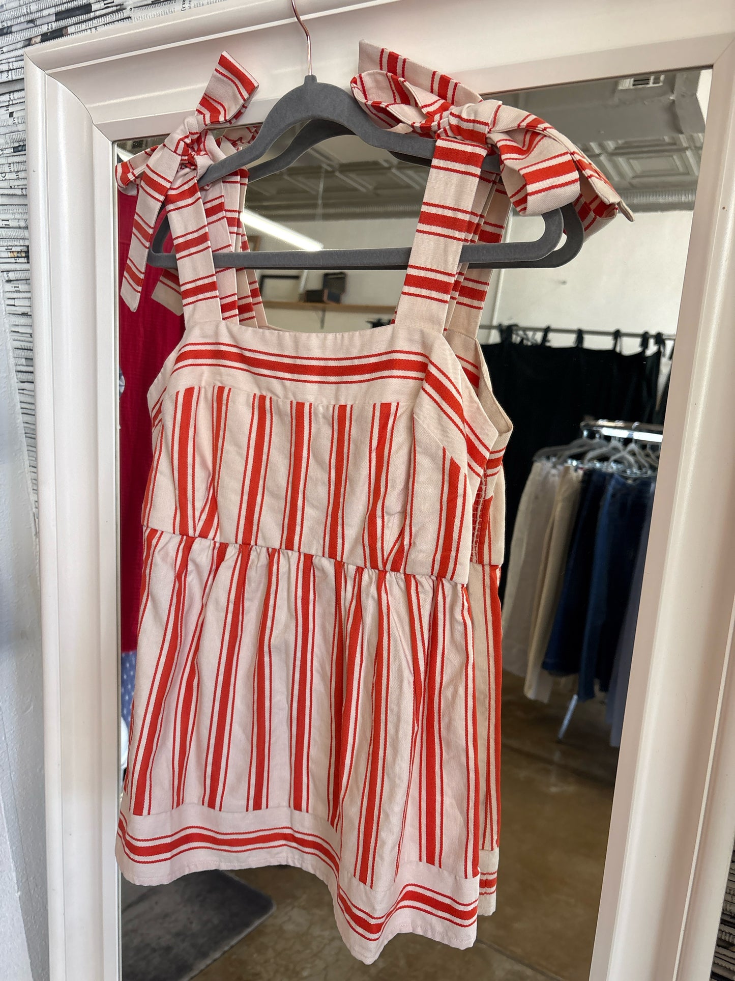 Cabi Size S red/cream Top