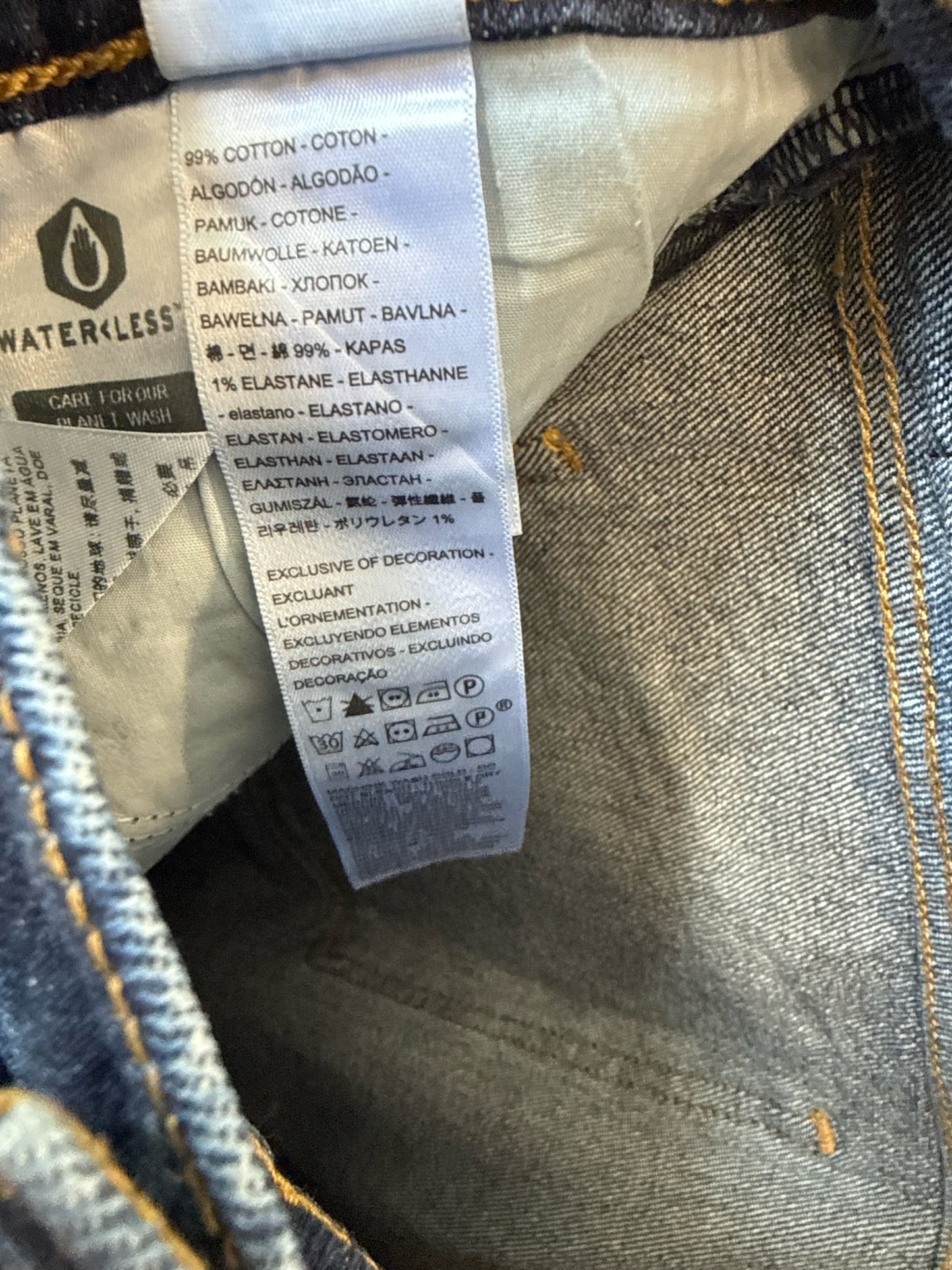 Levis Size 32 Denim Jeans