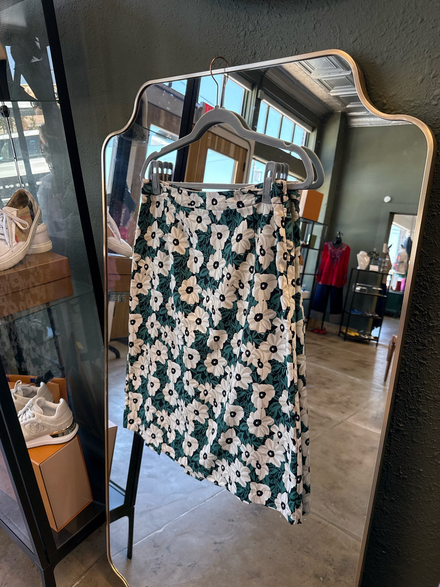 who what wear Size 6 Green/Cream Skirt
