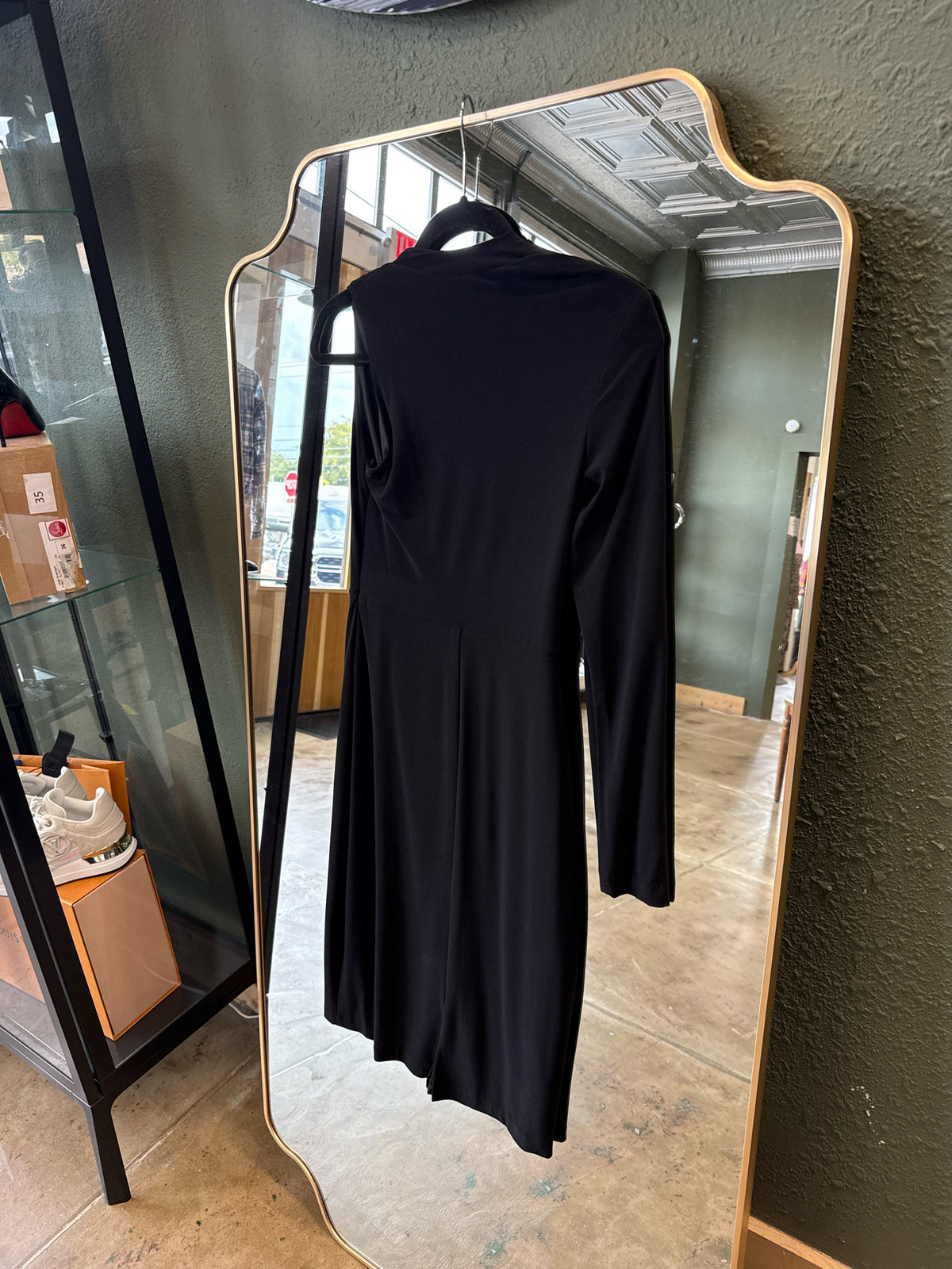 Betsy & Adam Size 4 Black Dress